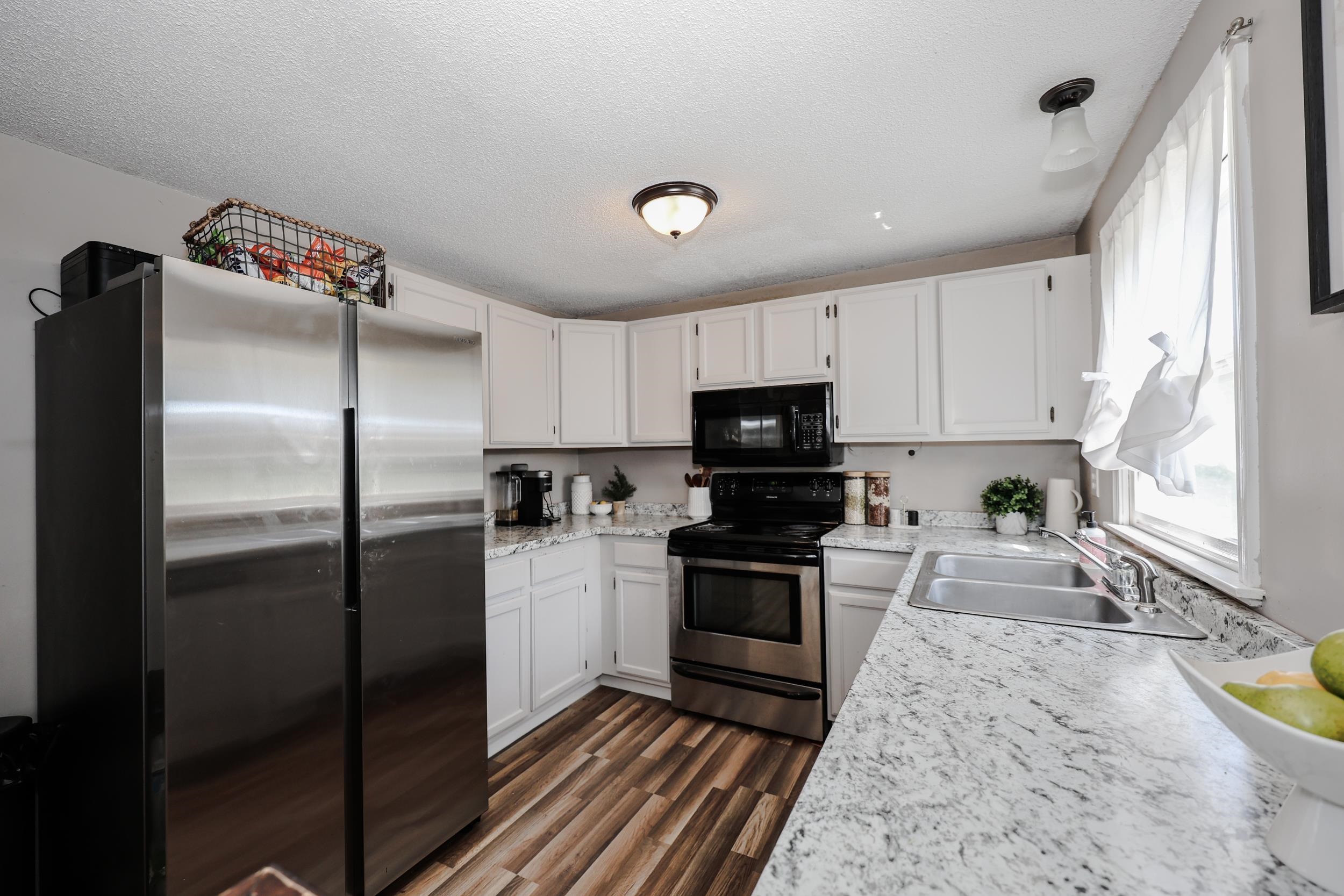 5 Richardson Drive Unit: R