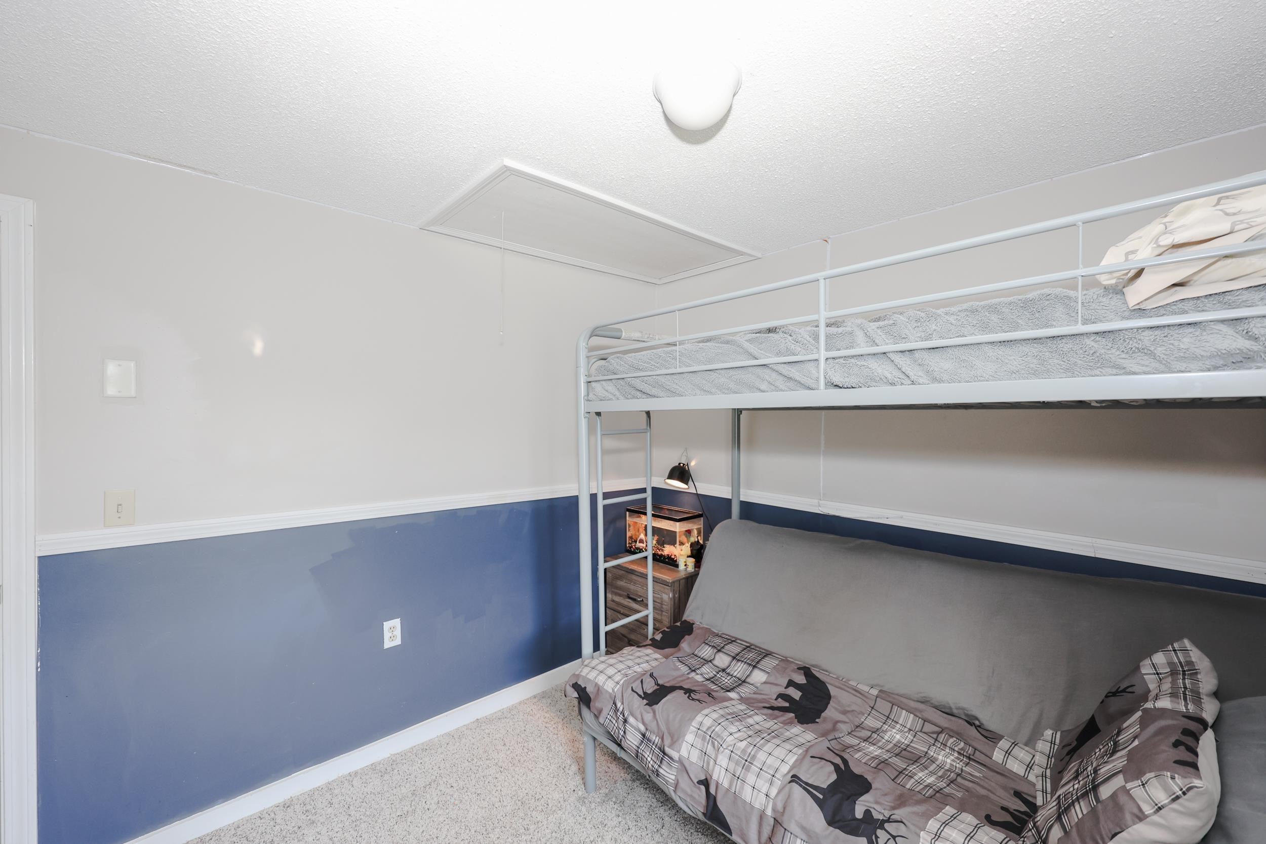 5 Richardson Drive Unit: R