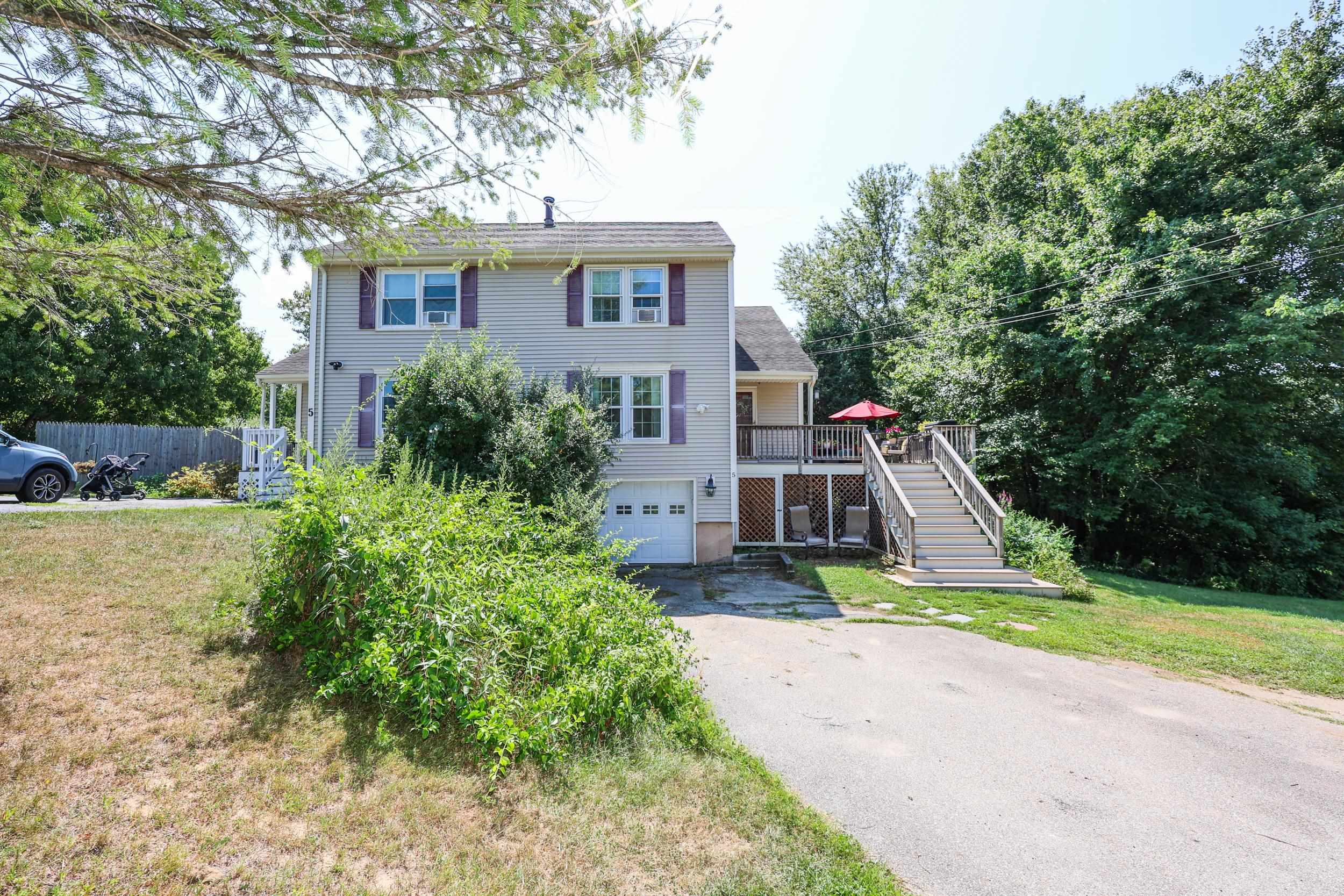 5 Richardson Drive Unit: R