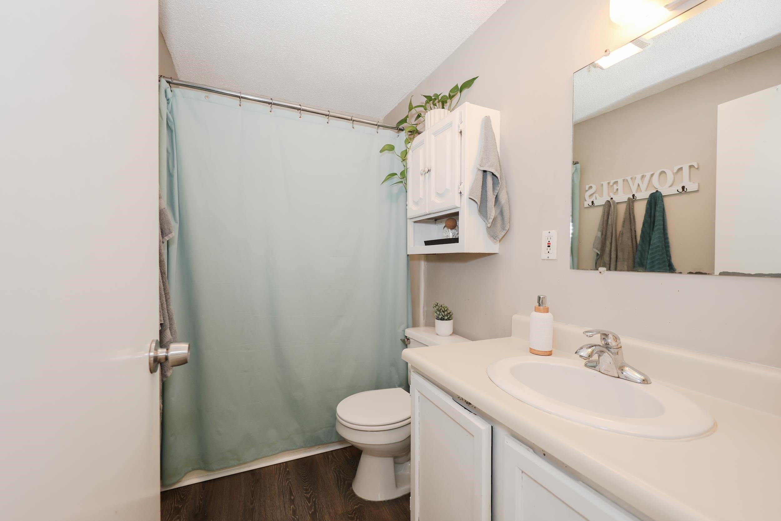 5 Richardson Drive Unit: R