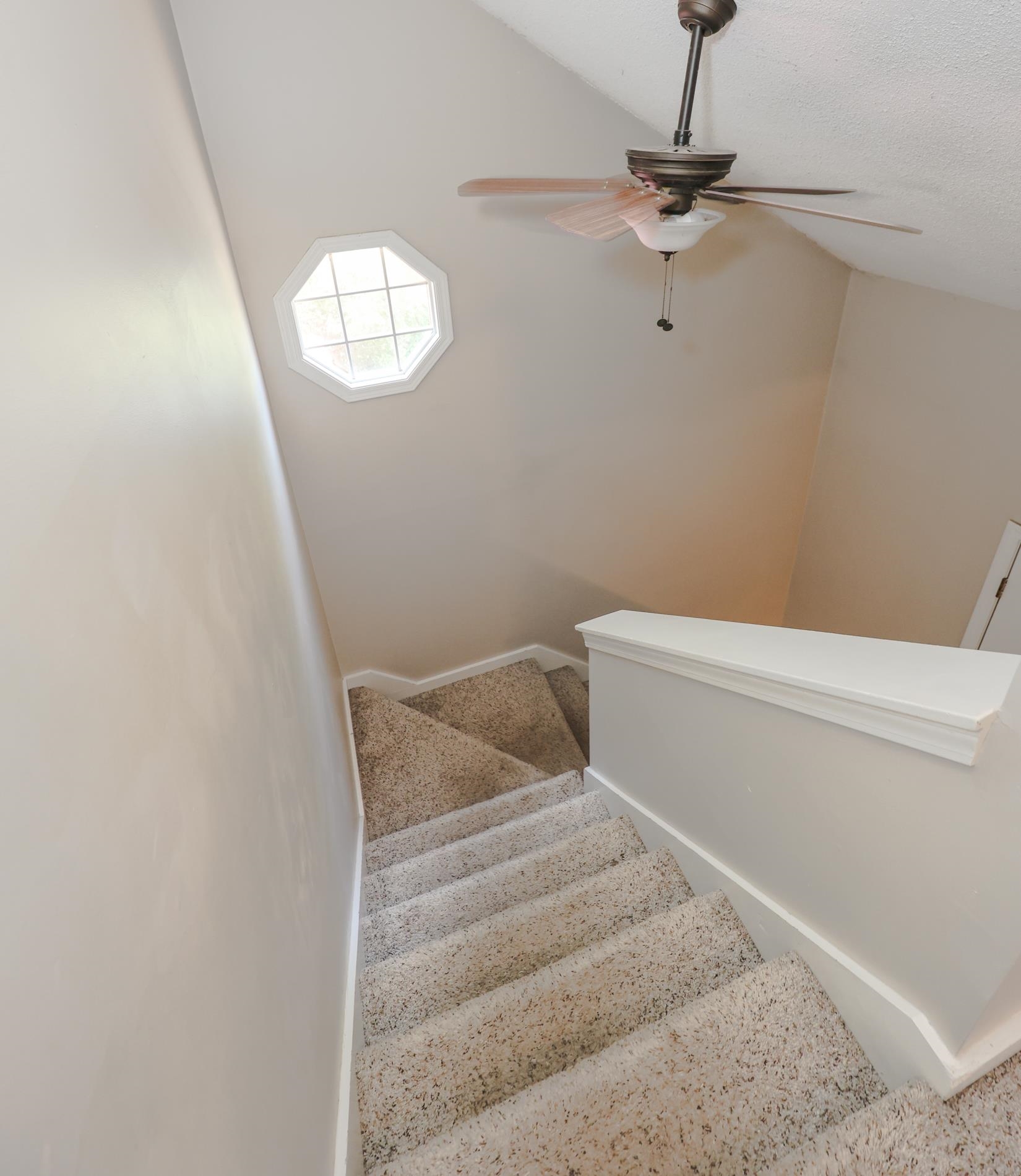 5 Richardson Drive Unit: R