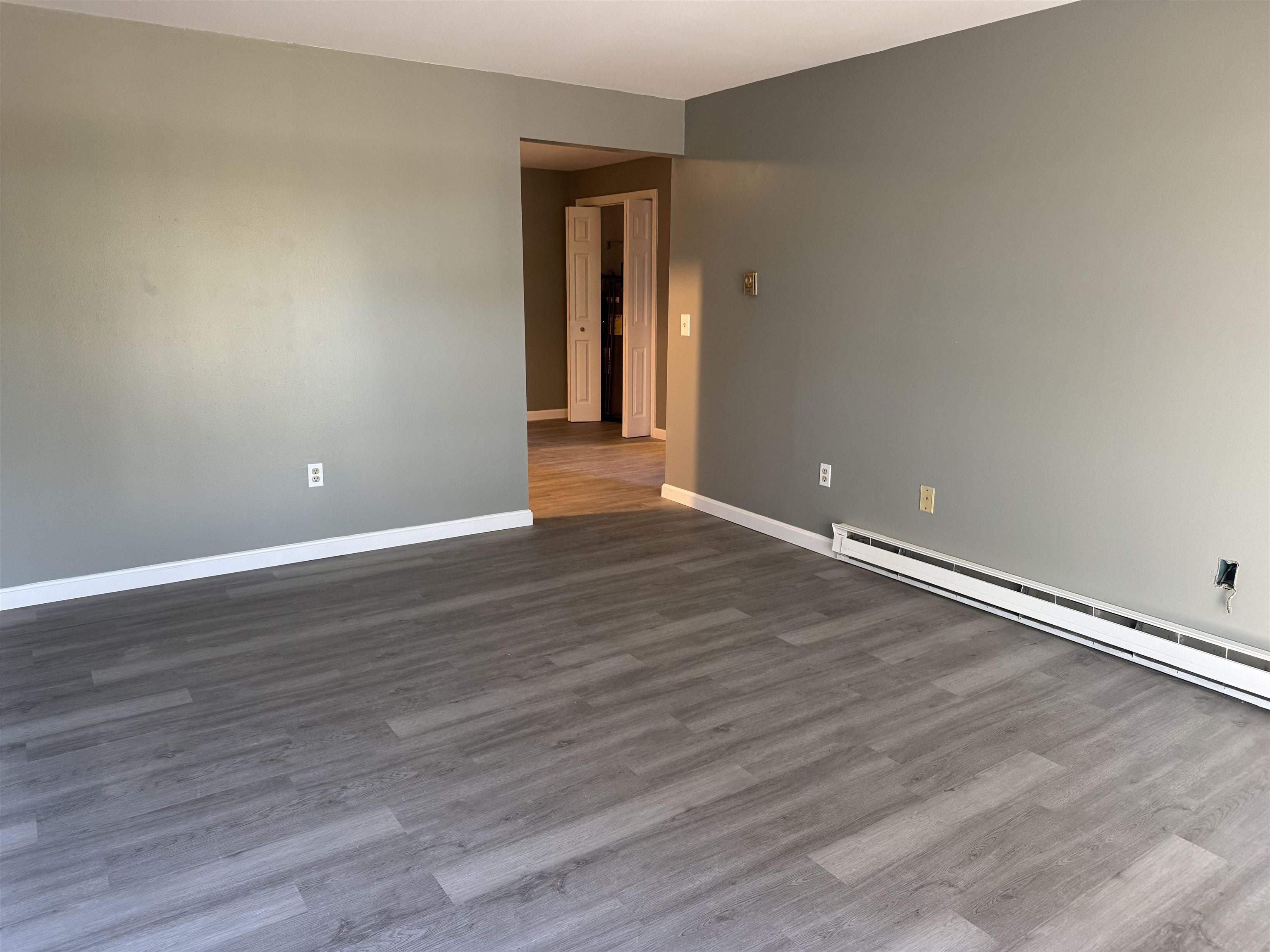 12 East Side Drive Unit: 4-13