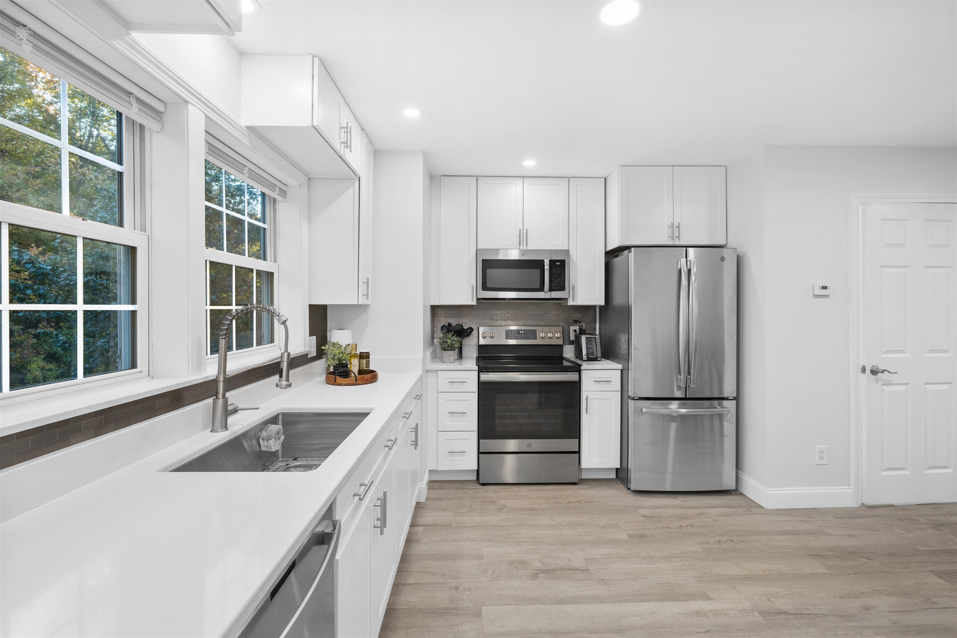 1029 S Mammoth Road Unit: 28