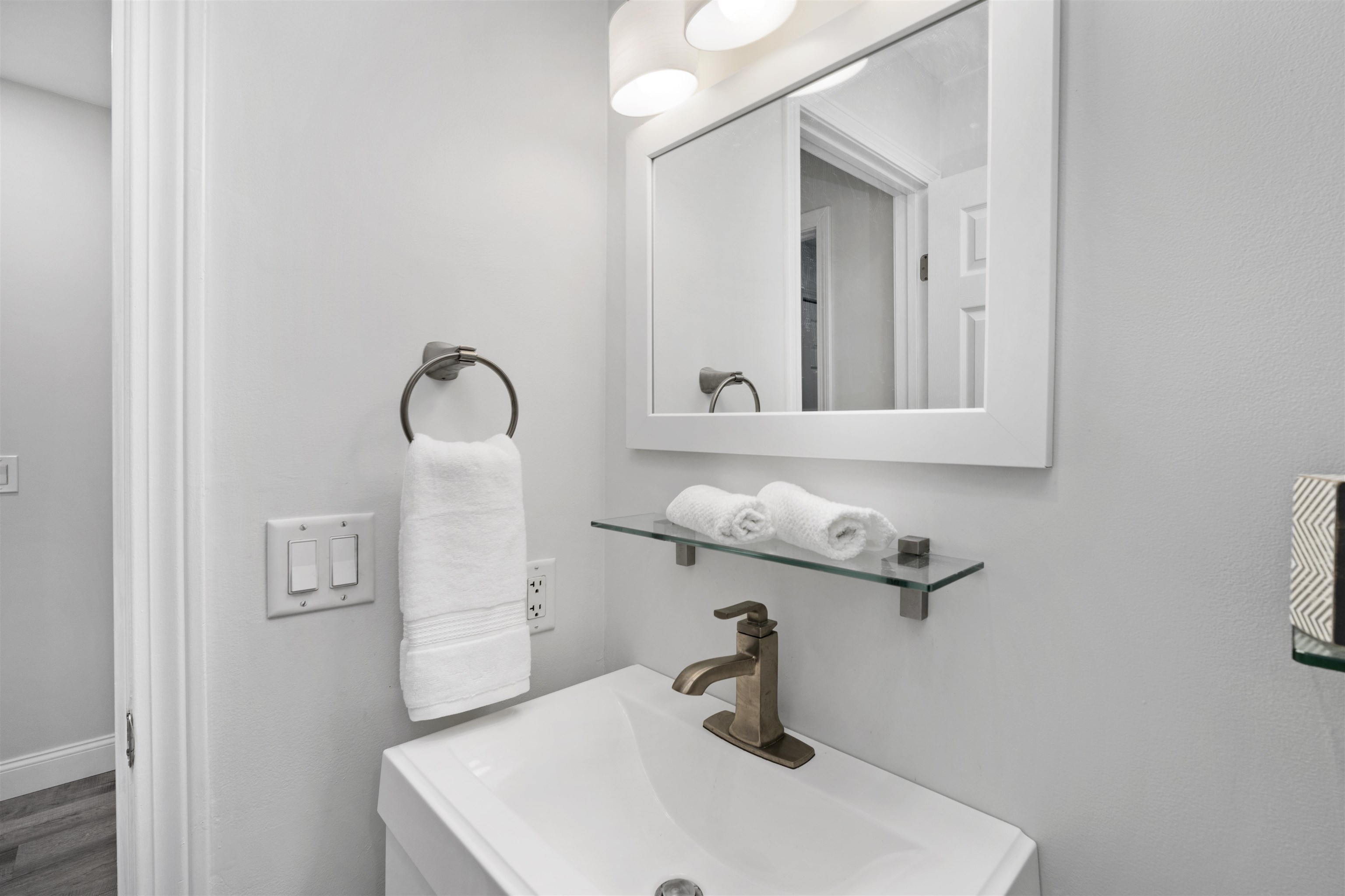 1029 S Mammoth Road Unit: 28
