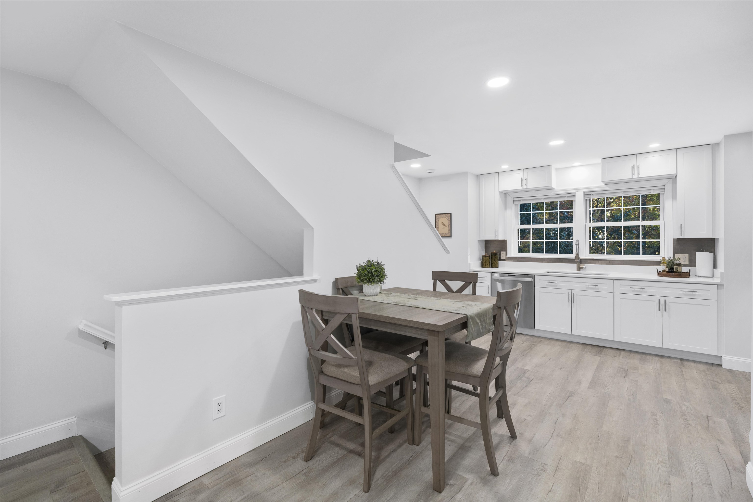 1029 S Mammoth Road Unit: 28