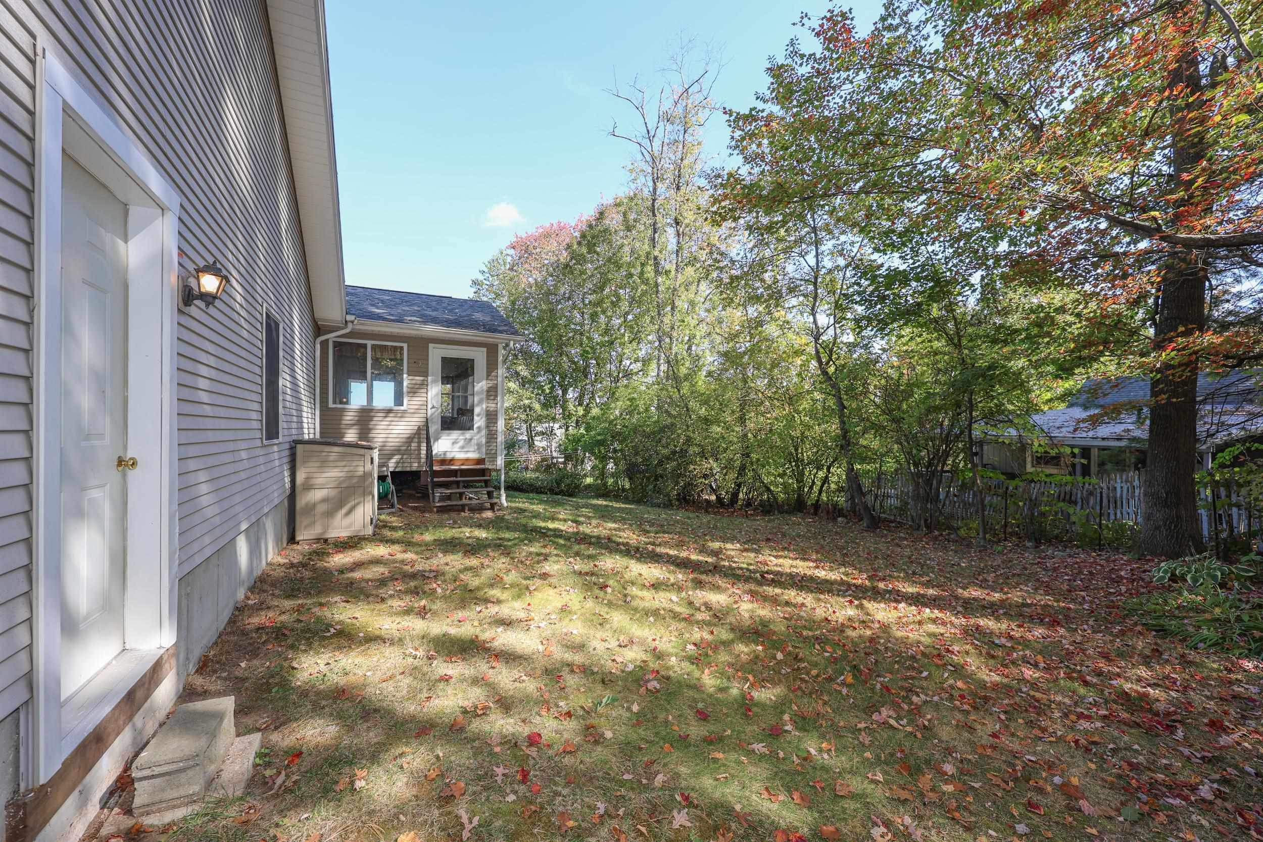 35 Foch Street
