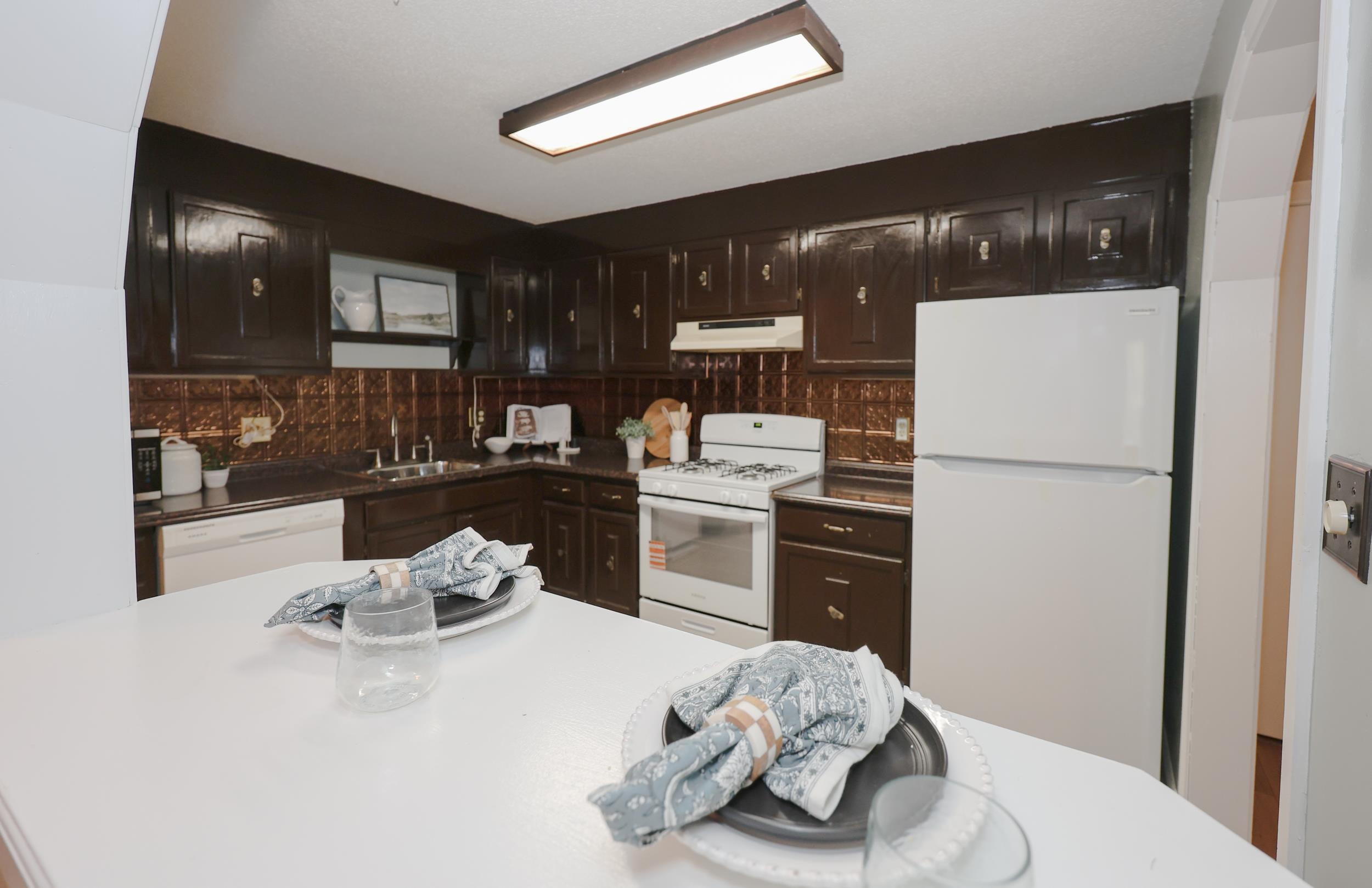 19 Country Club Drive Unit: 38