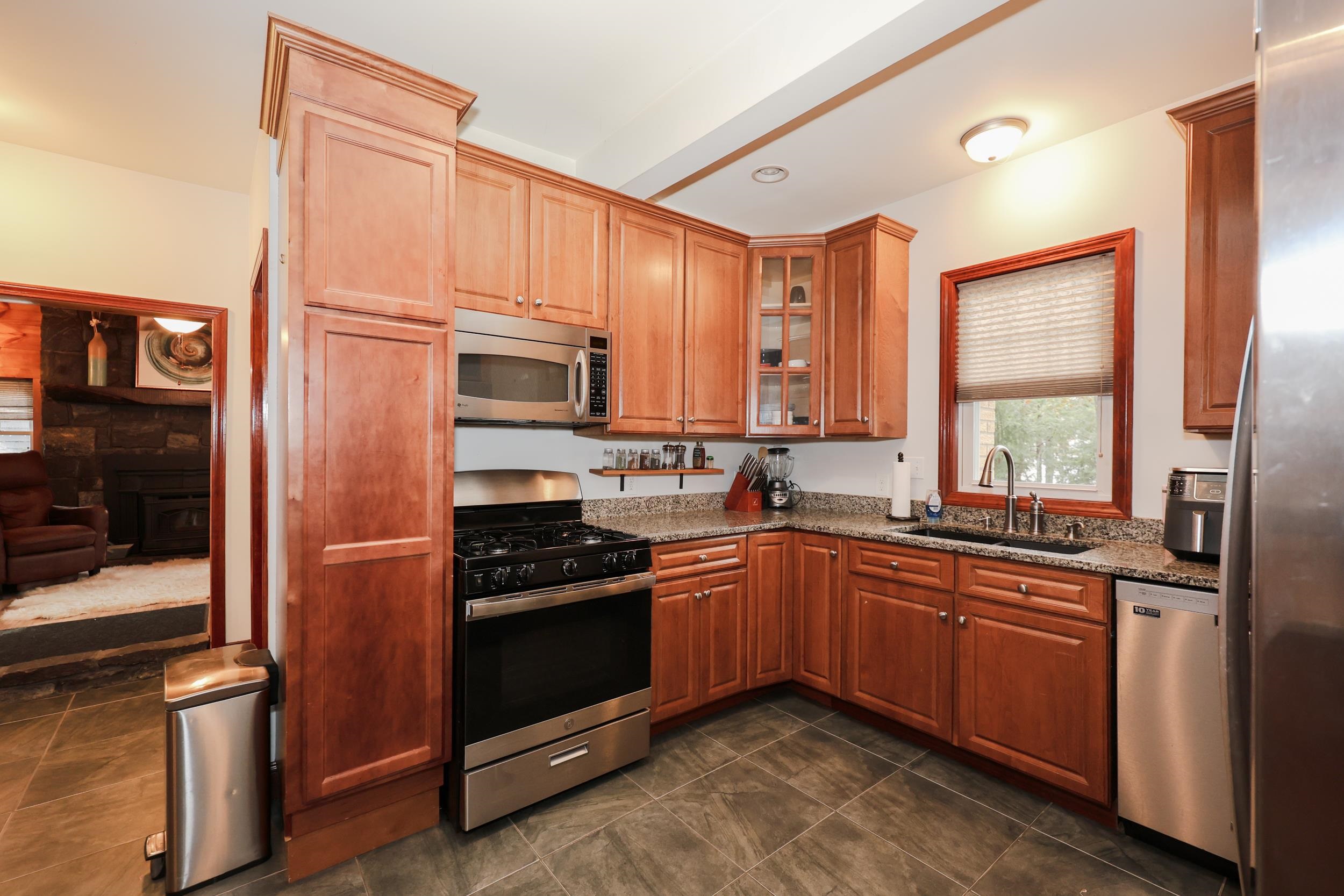 331 E High Street