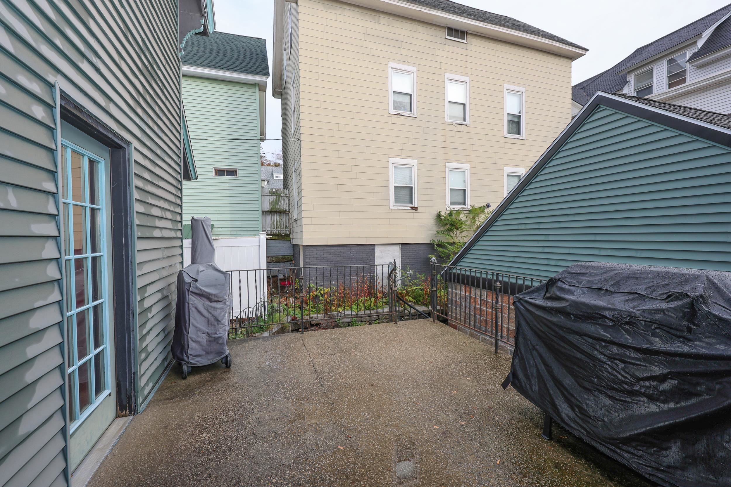 331 E High Street