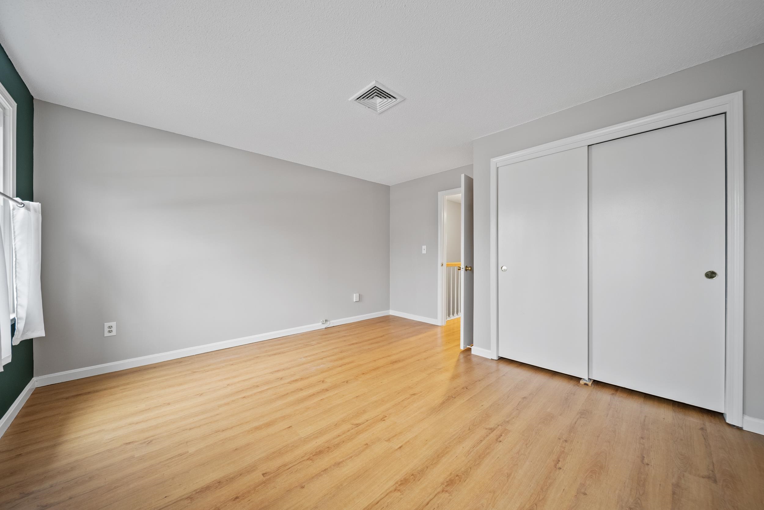 922 fox hollow Way Unit: 922