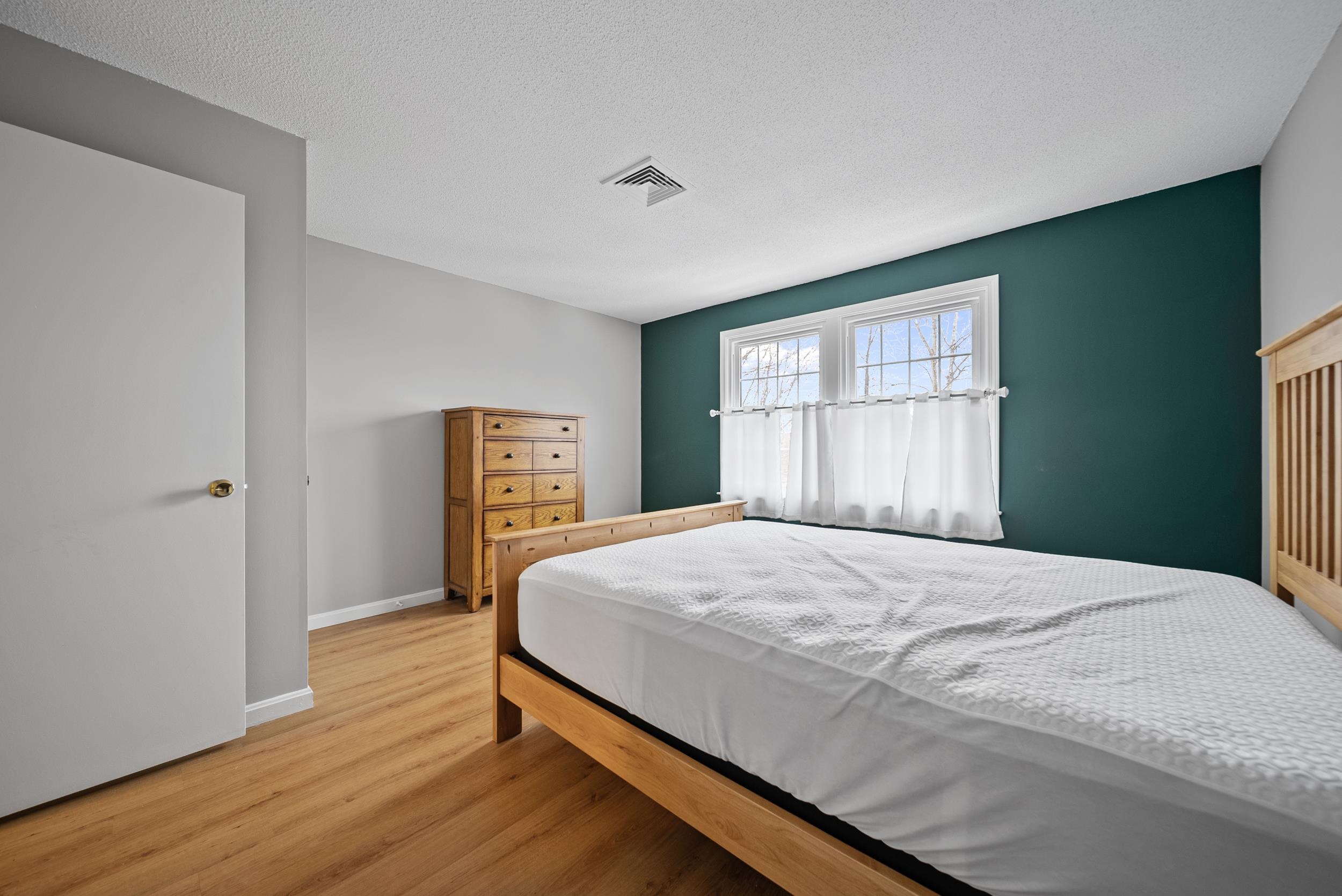 922 fox hollow Way Unit: 922