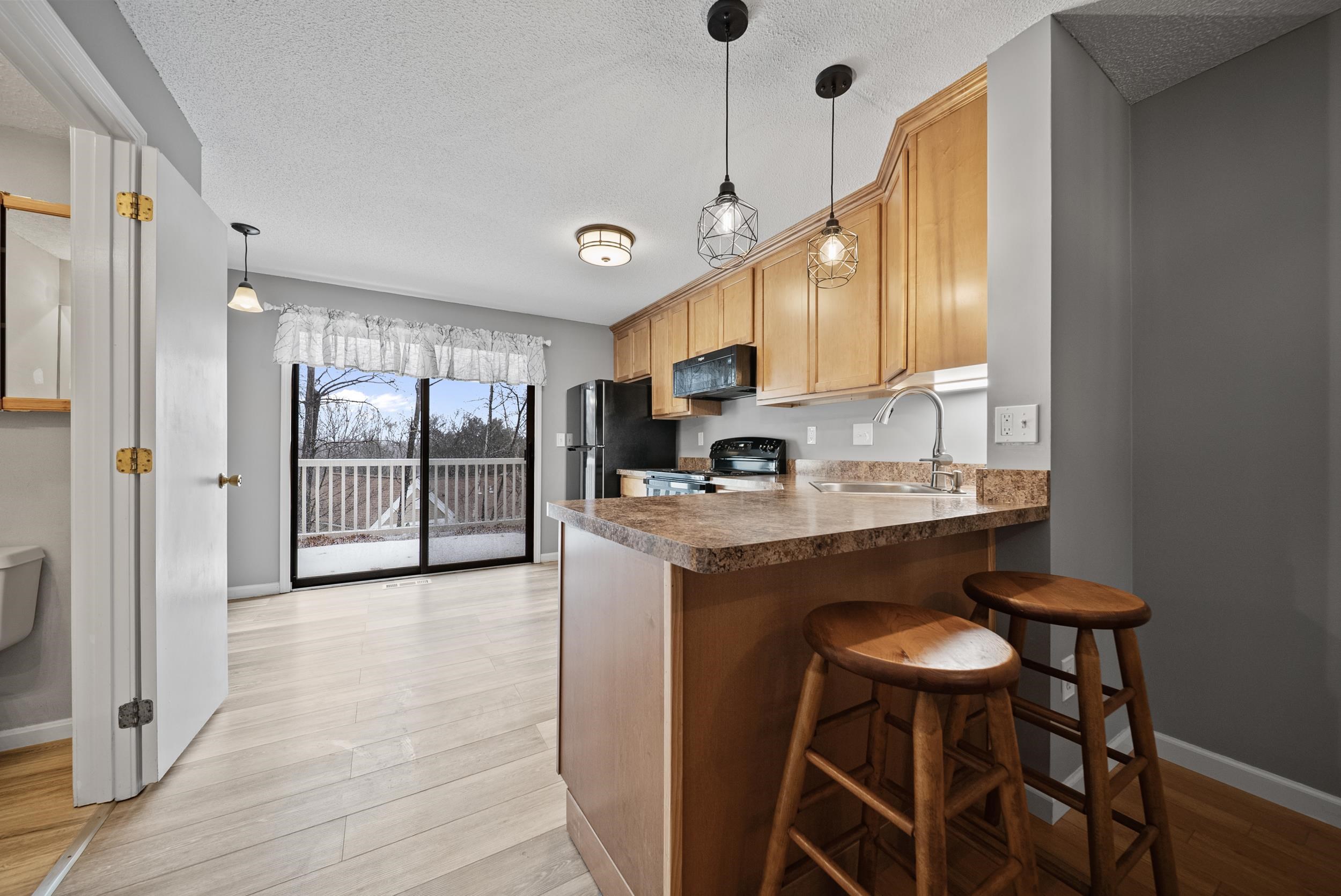 922 fox hollow Way Unit: 922