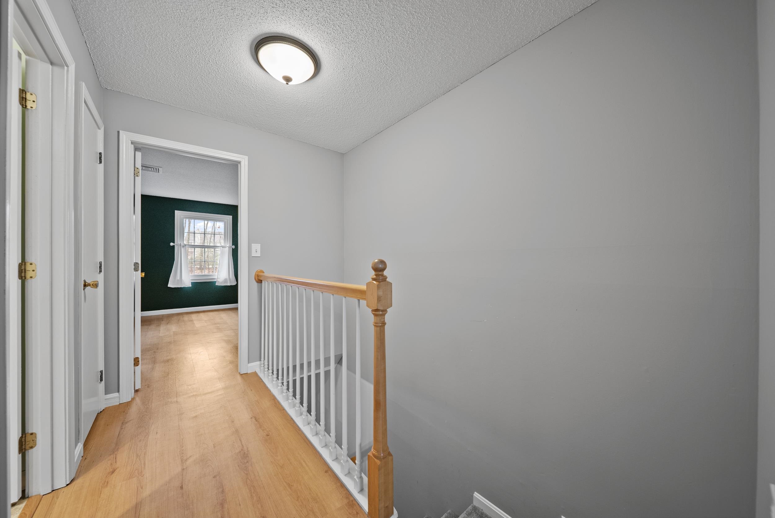 922 fox hollow Way Unit: 922