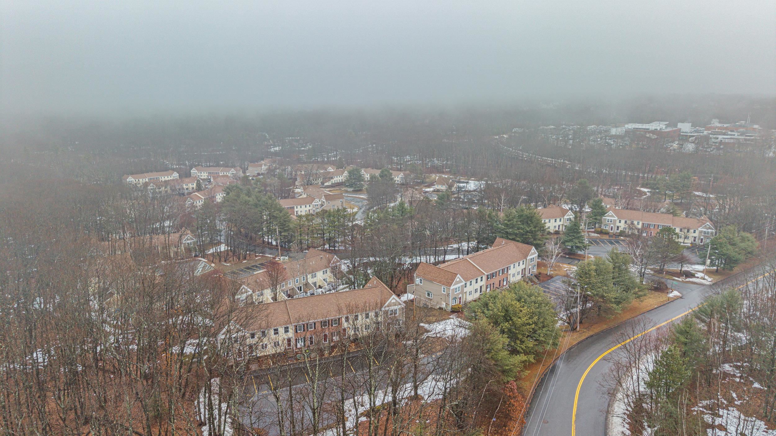 922 fox hollow Way Unit: 922