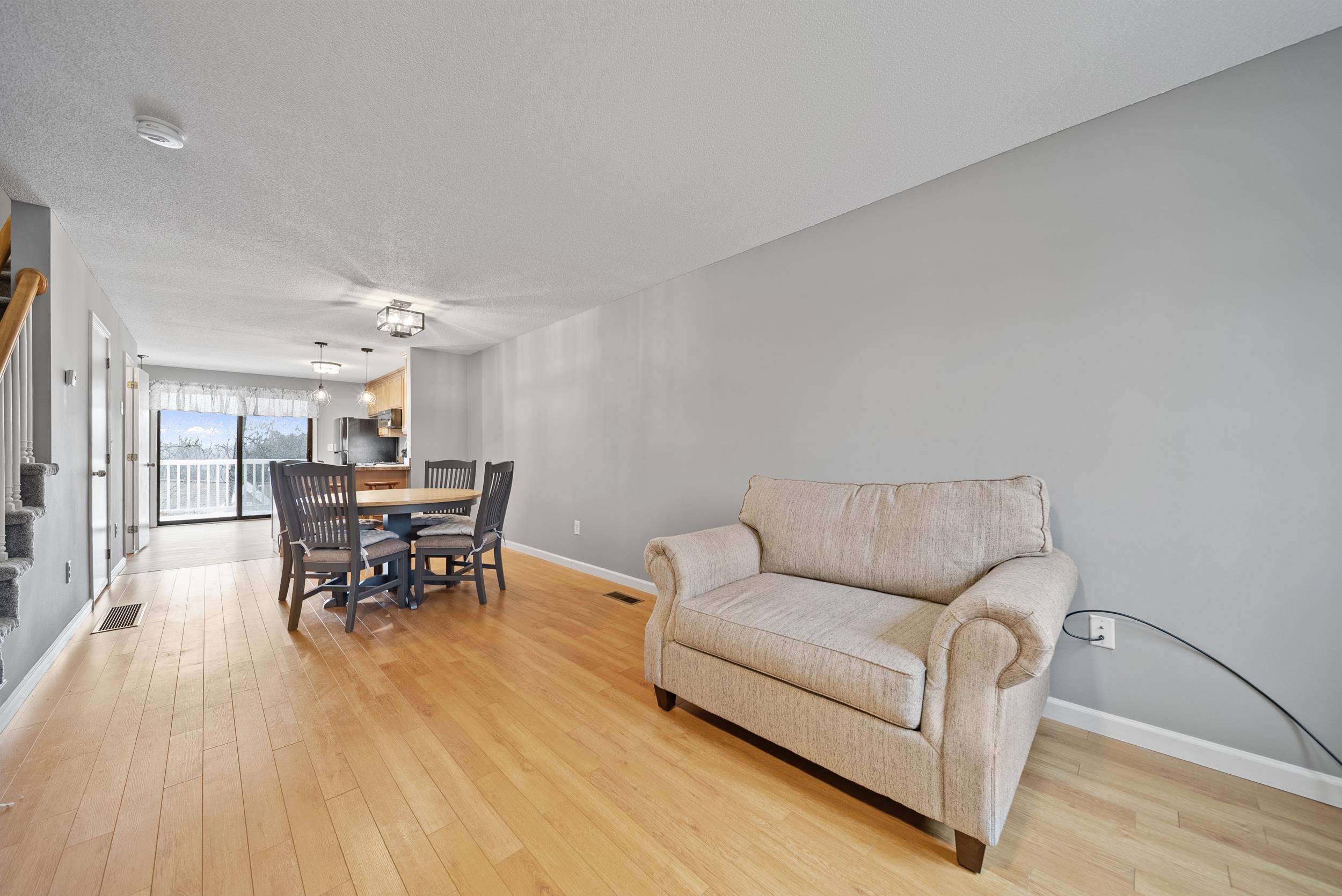 922 fox hollow Way Unit: 922