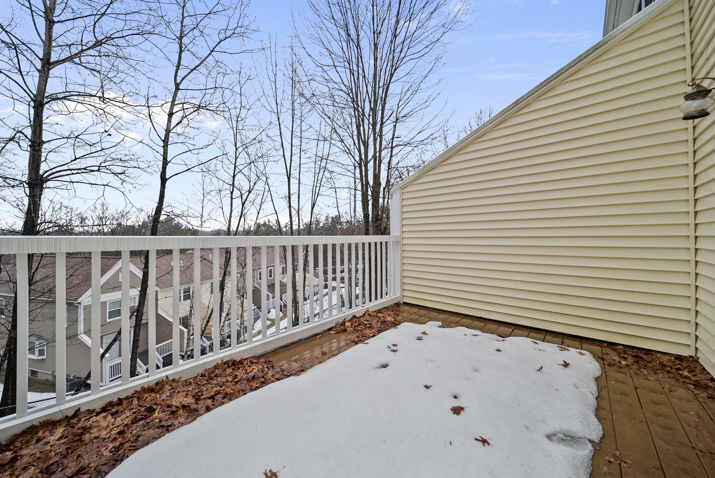 922 fox hollow Way Unit: 922