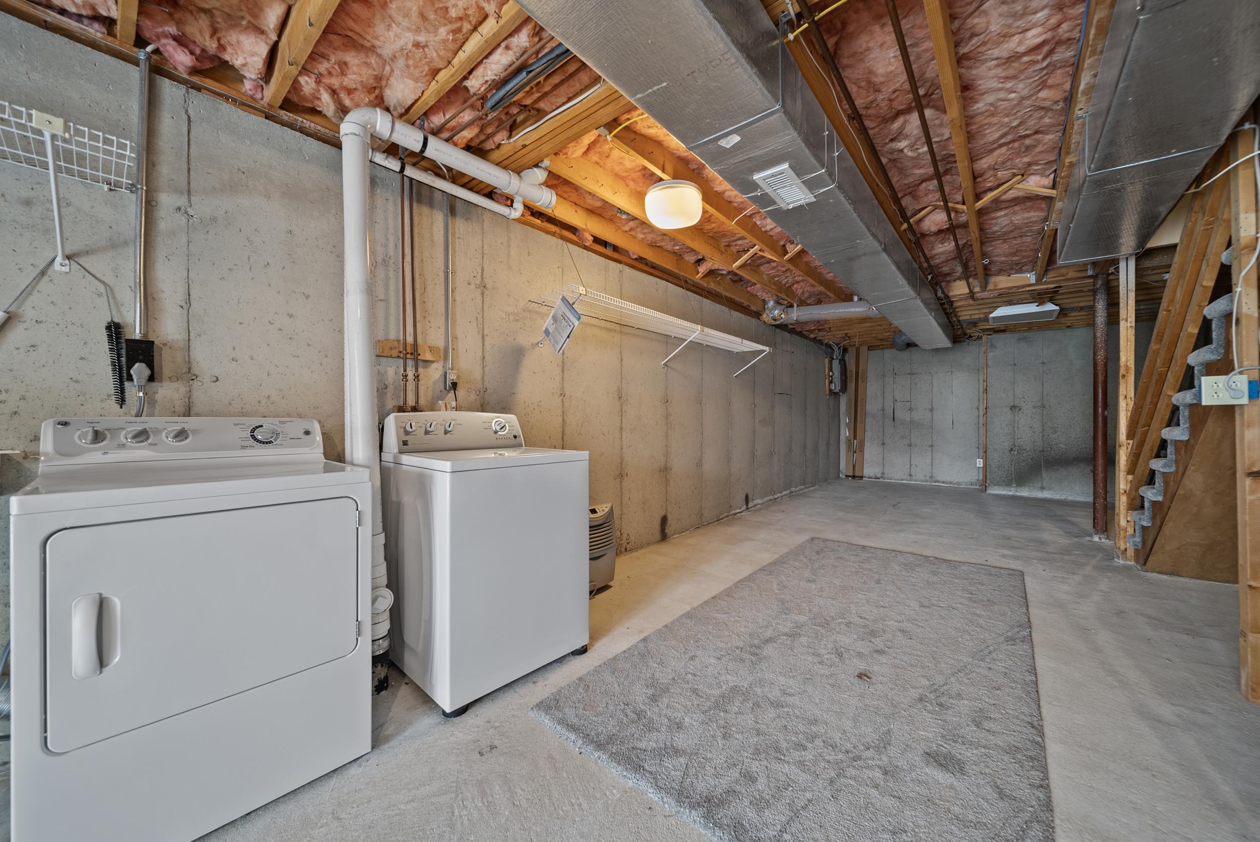 922 fox hollow Way Unit: 922