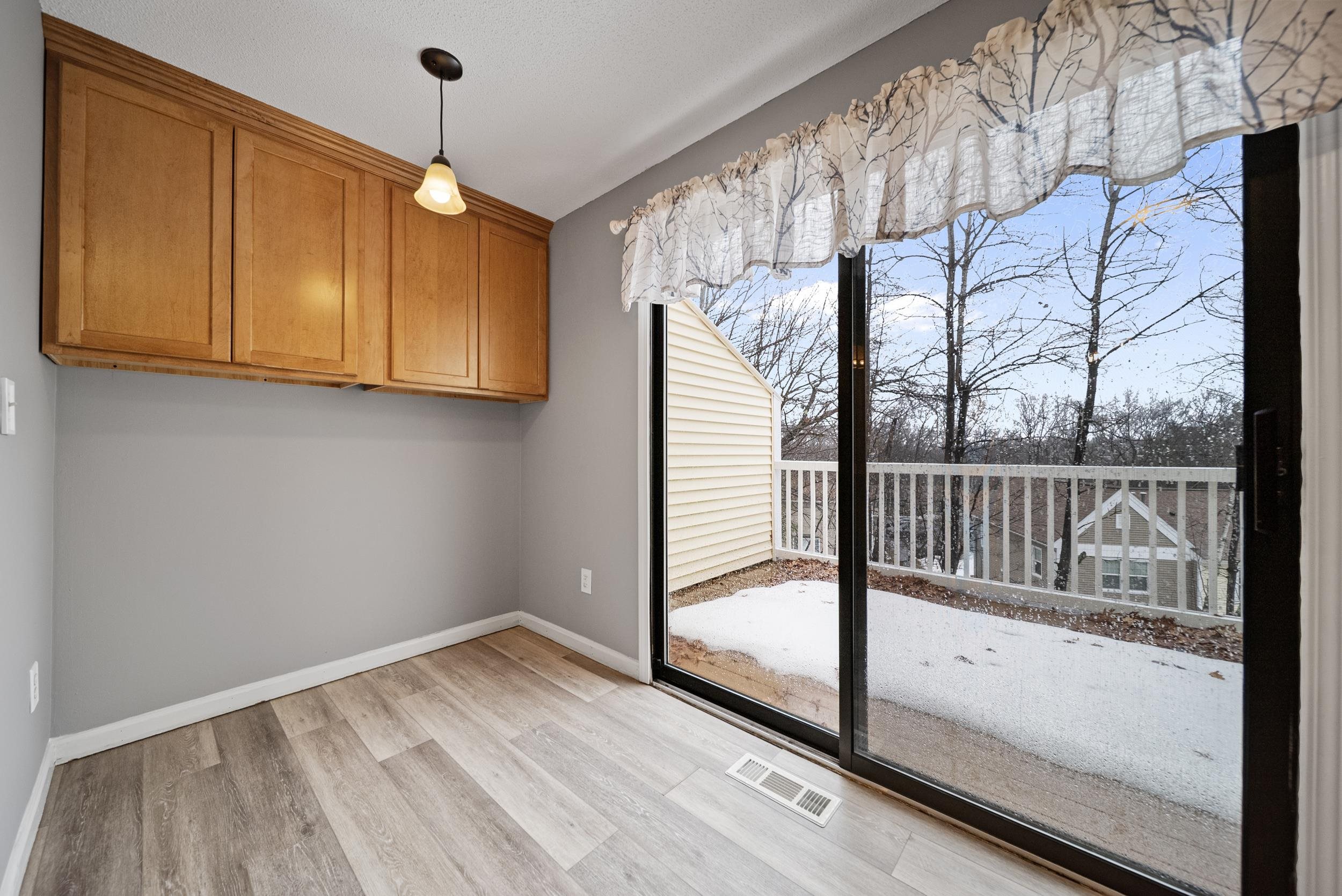 922 fox hollow Way Unit: 922