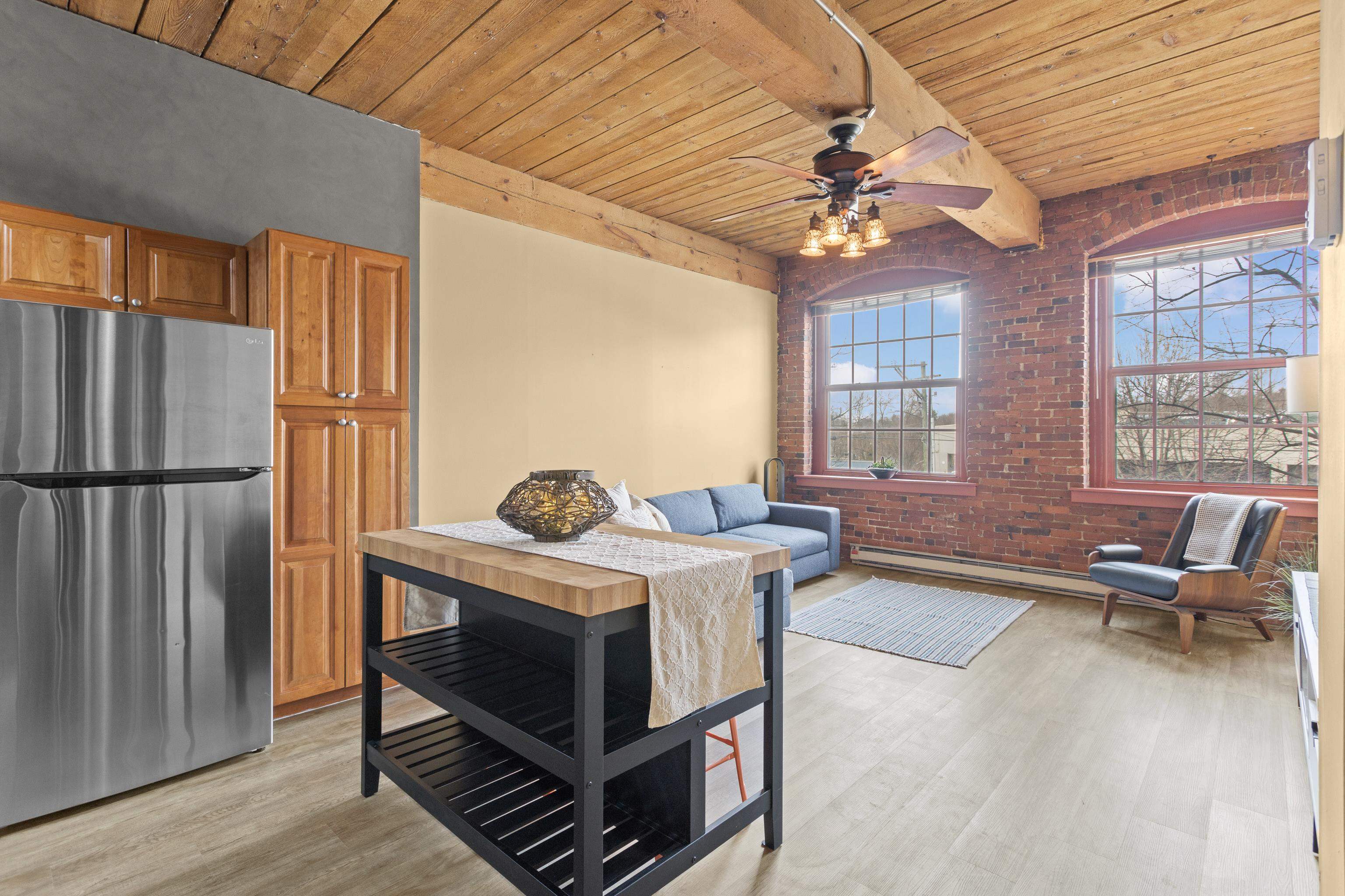 335 Cypress Street Unit: 2-S