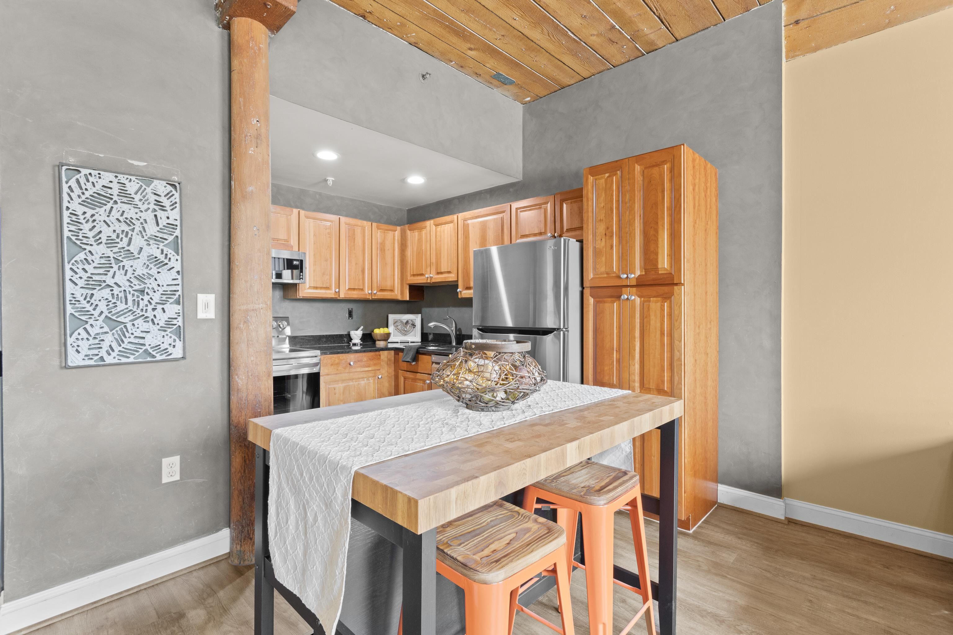 335 Cypress Street Unit: 2-S