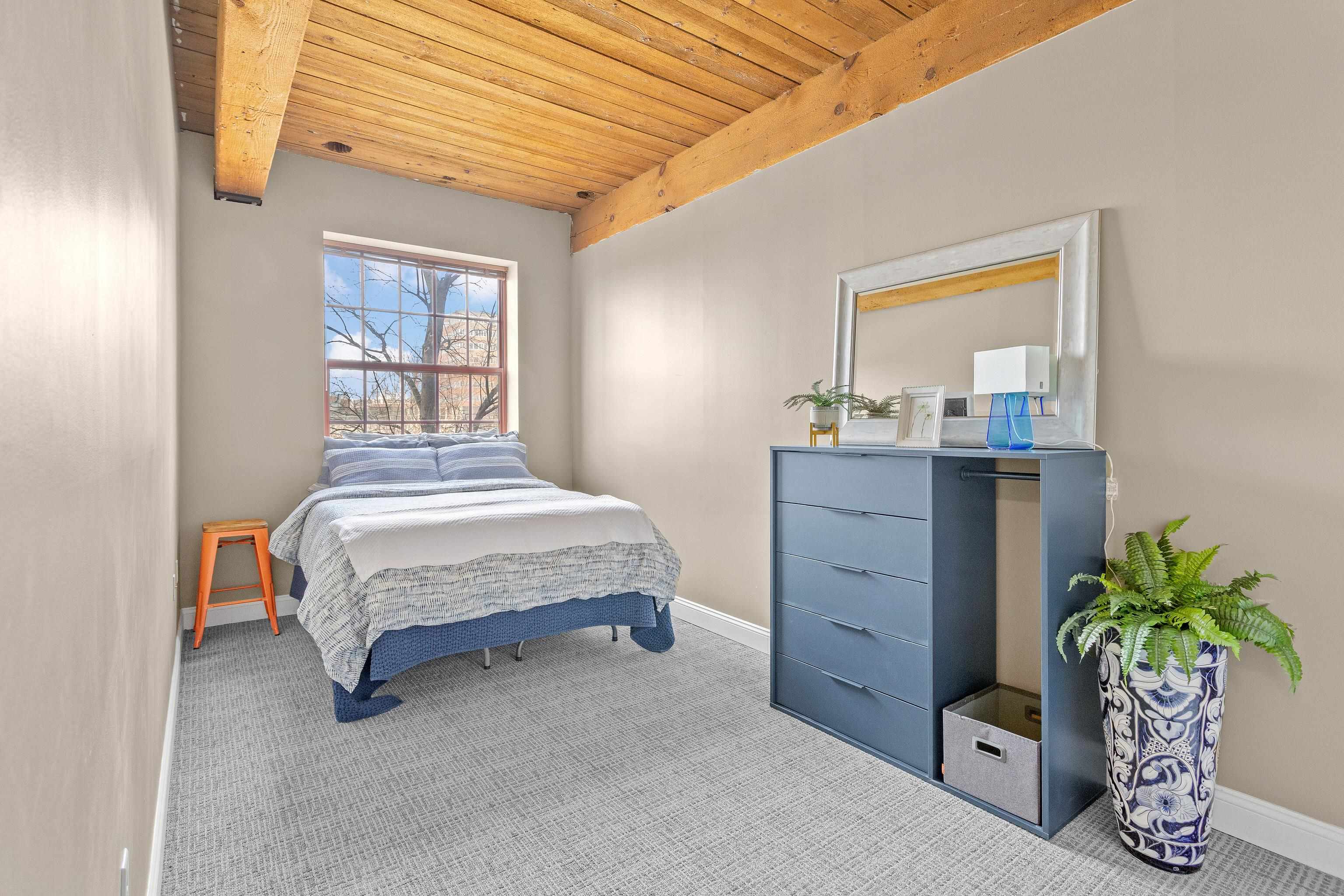 335 Cypress Street Unit: 2-S