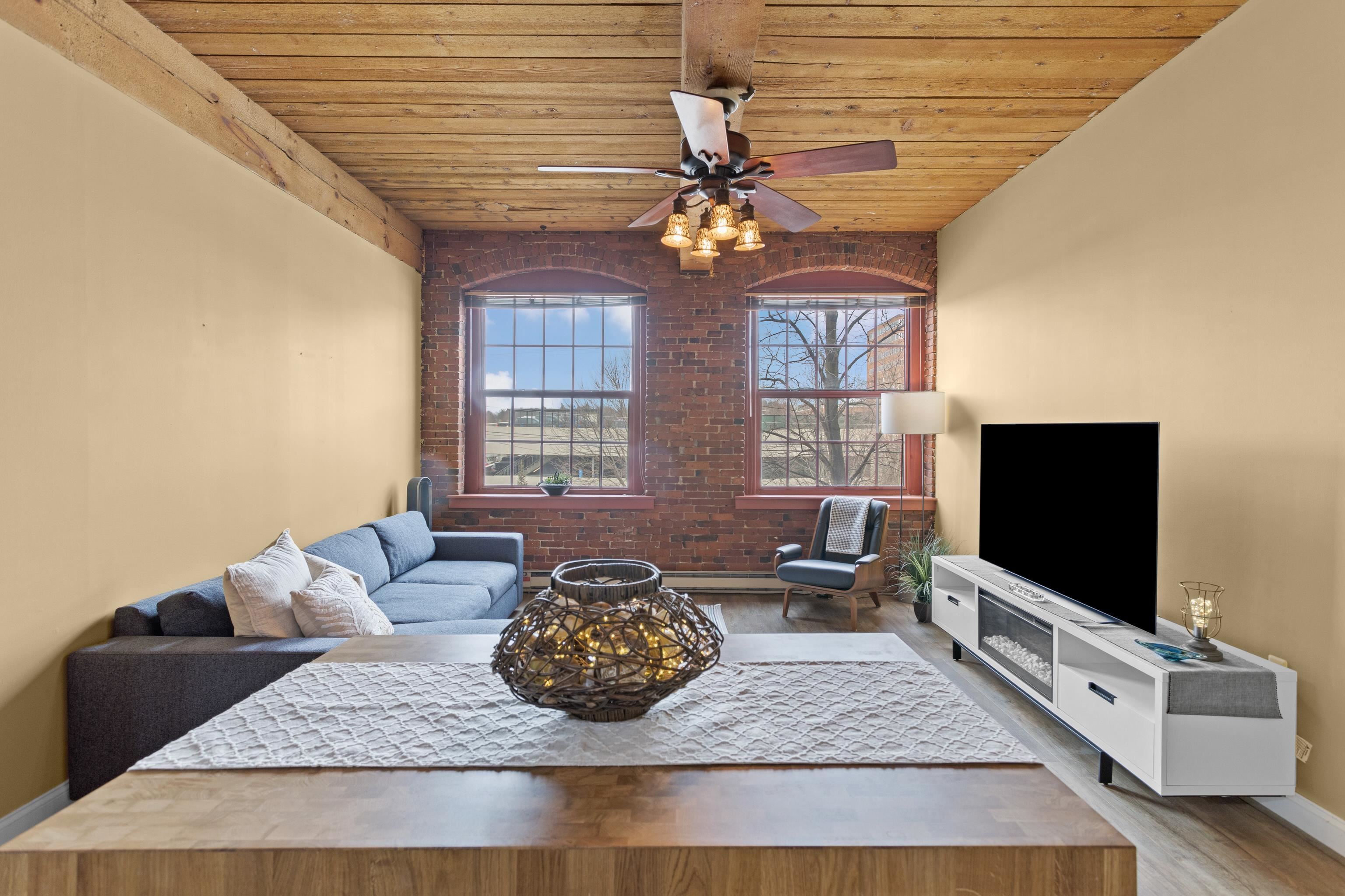 335 Cypress Street Unit: 2-S