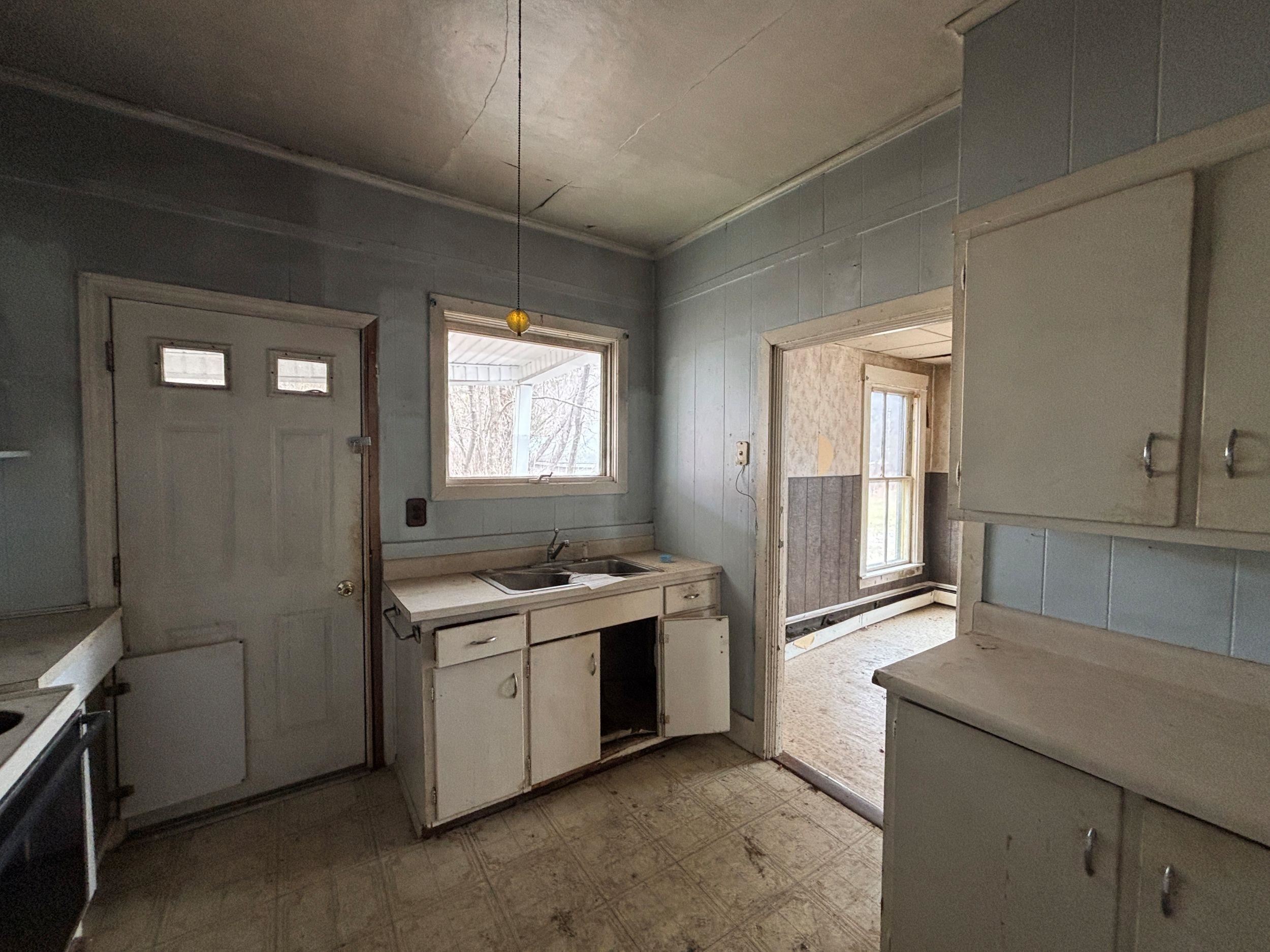 3-5 McFarland Street