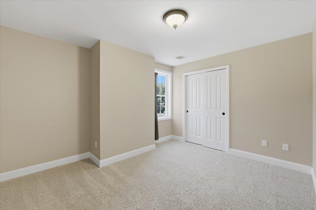 18 Hawthorne Drive