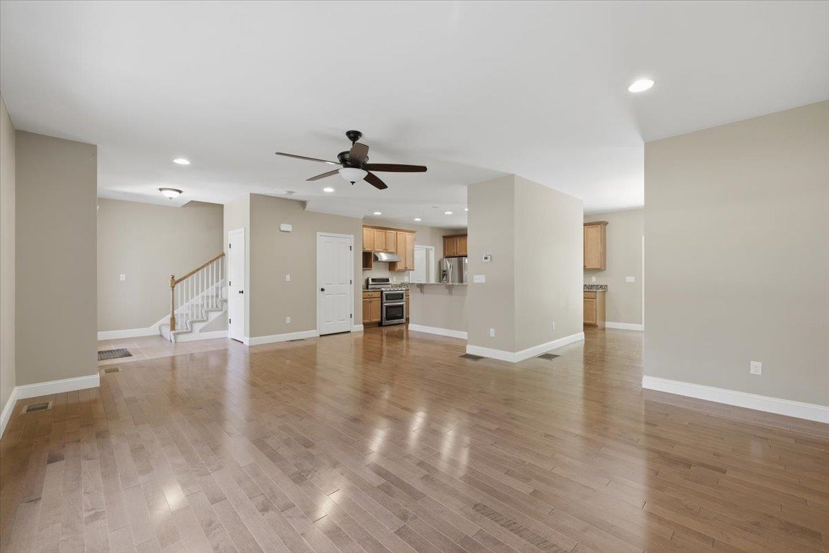 18 Hawthorne Drive