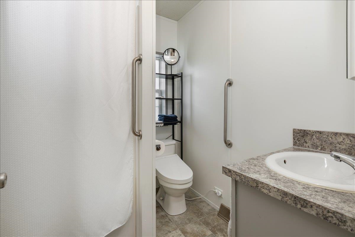 30 Kendall Pond Road Unit: 90