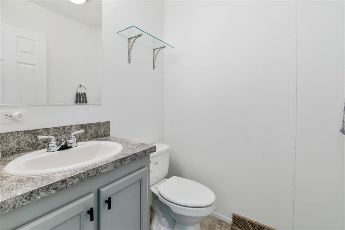 30 Kendall Pond Road Unit: 90