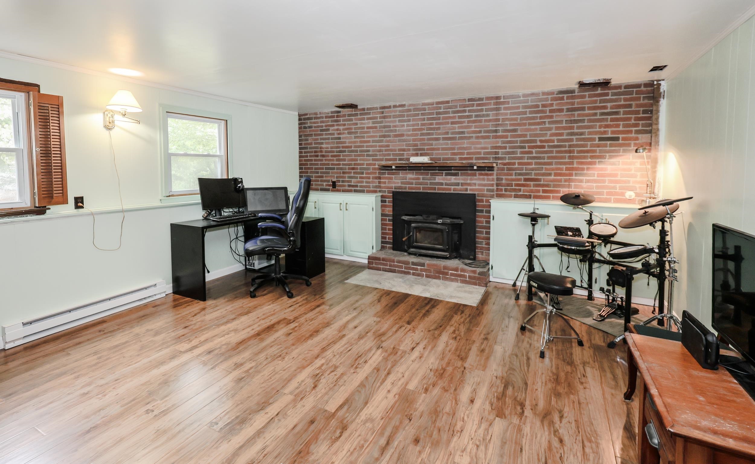 113 Currier Avenue