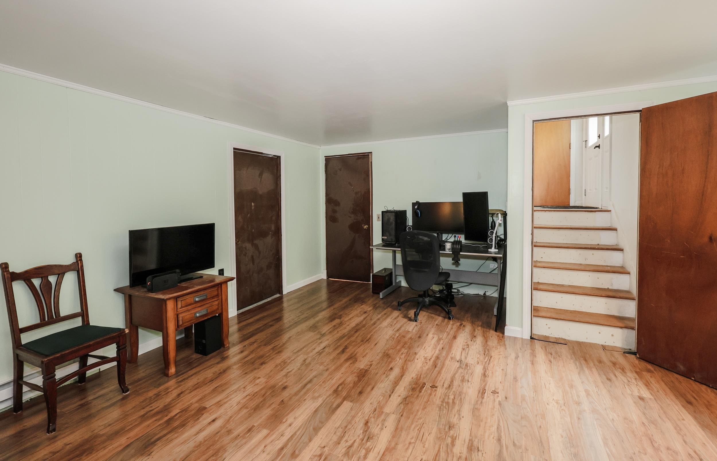 113 Currier Avenue