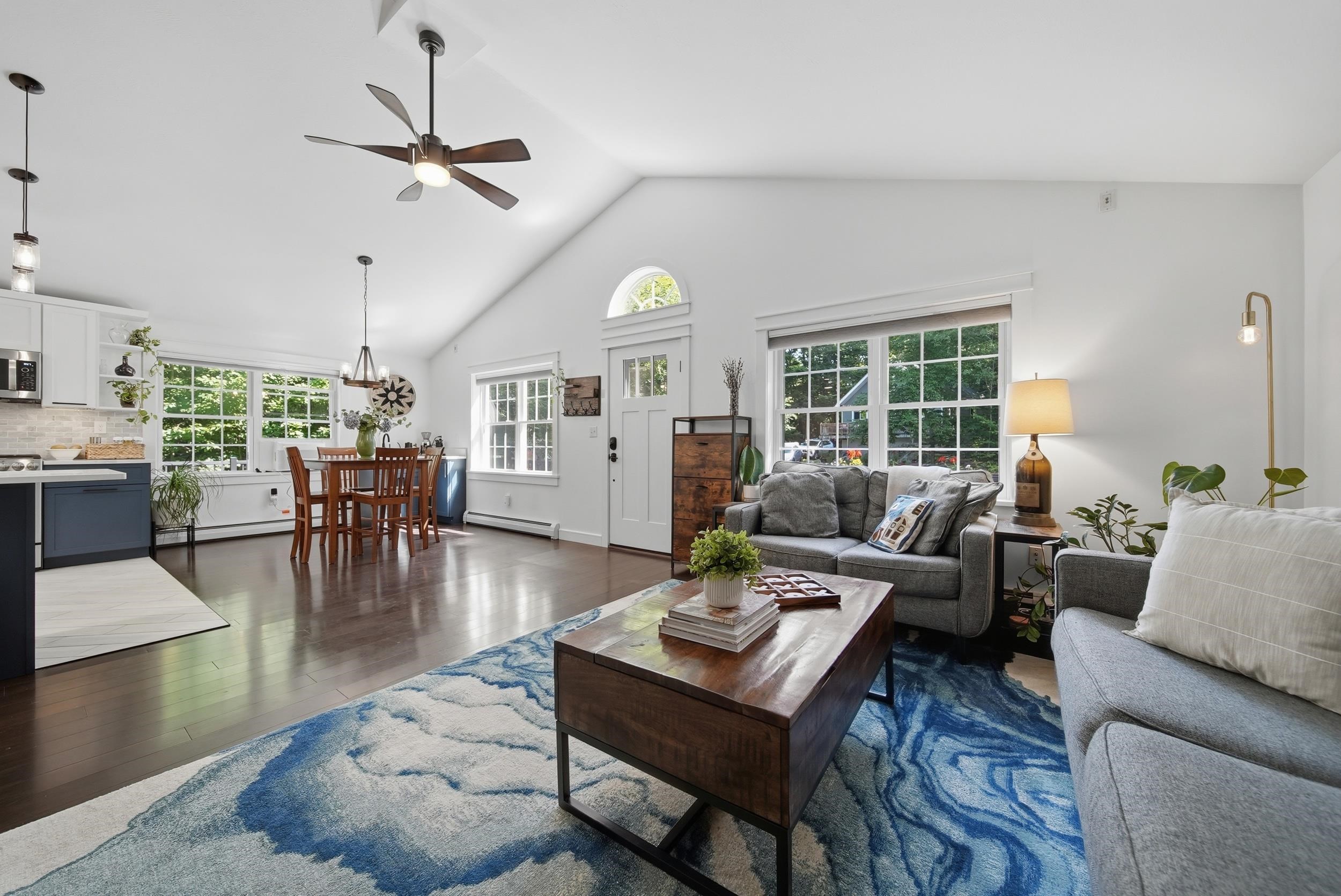 7 Old Lantern Road