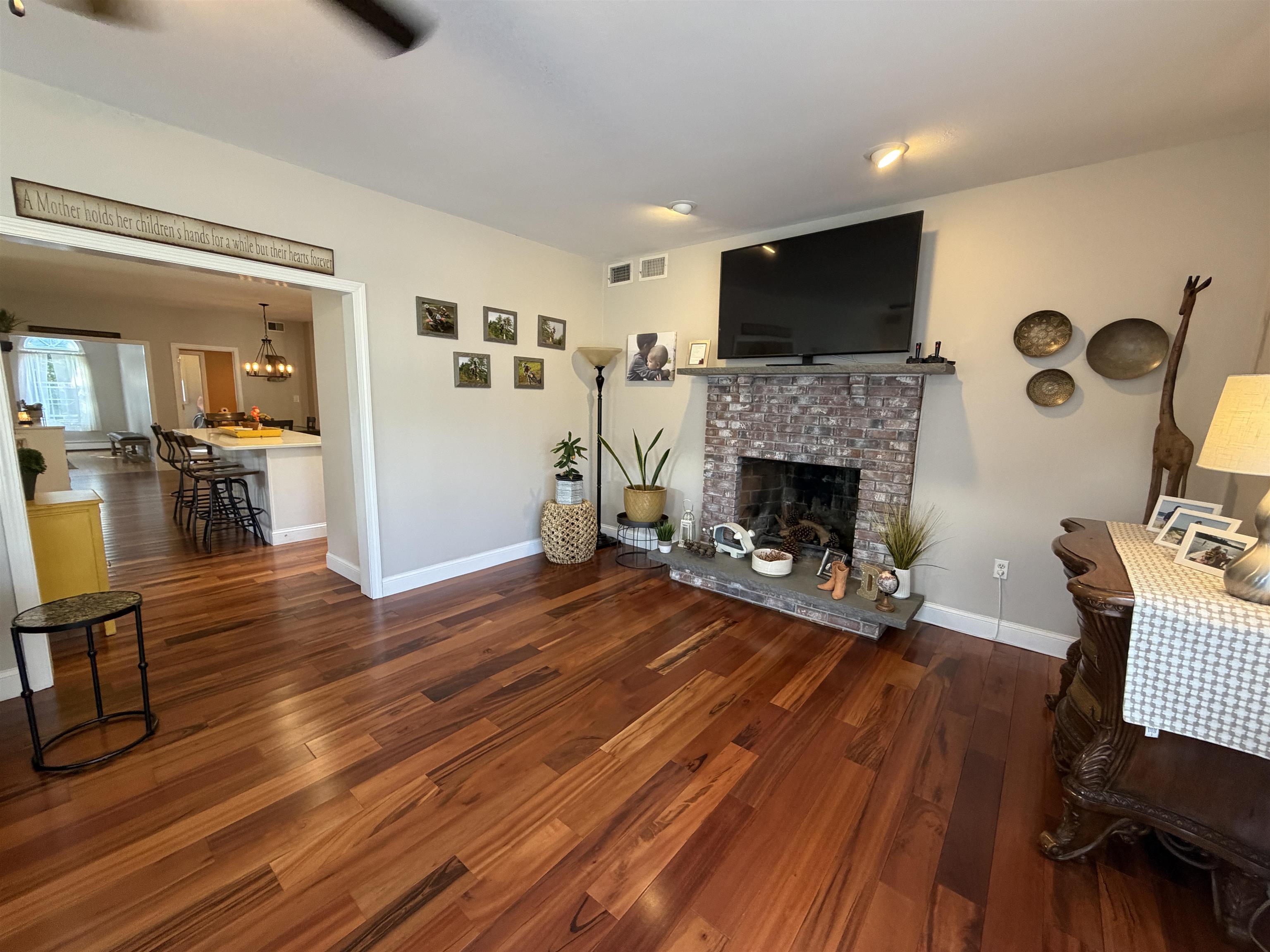 5 Fiddlehead Lane