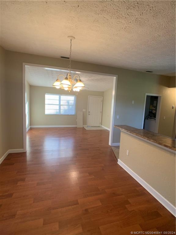6105 SW Gator Trail
