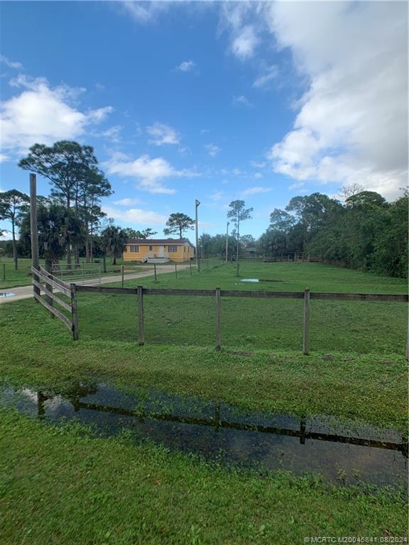 6105 SW Gator Trail