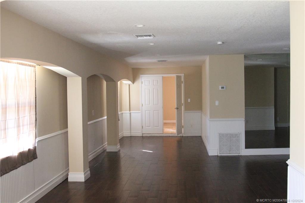 6105B SW Gator Trail