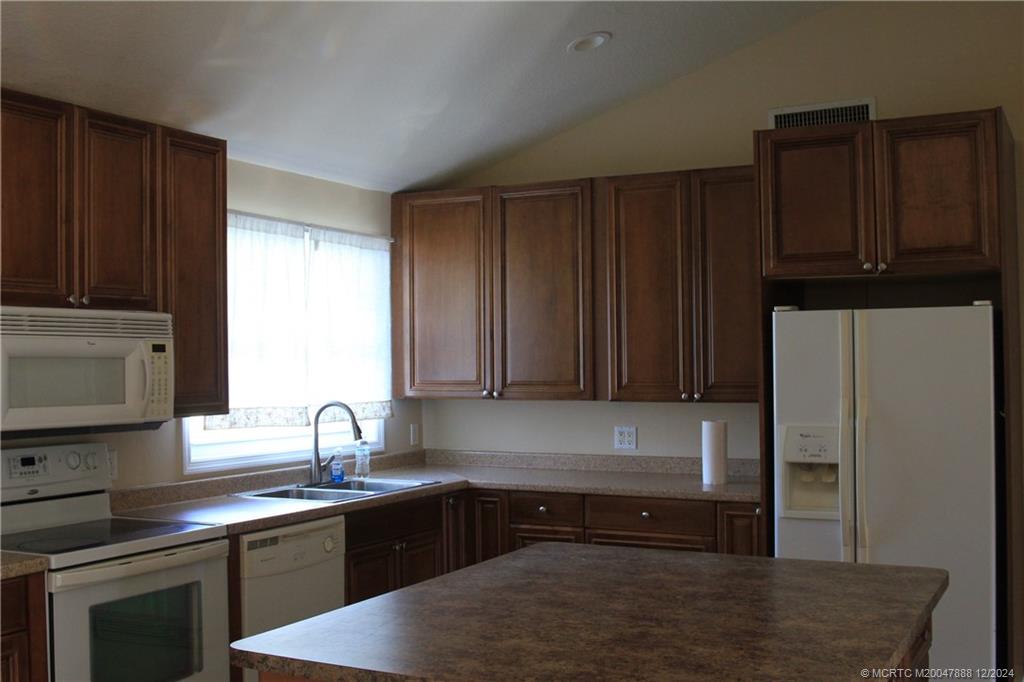 6105B SW Gator Trail