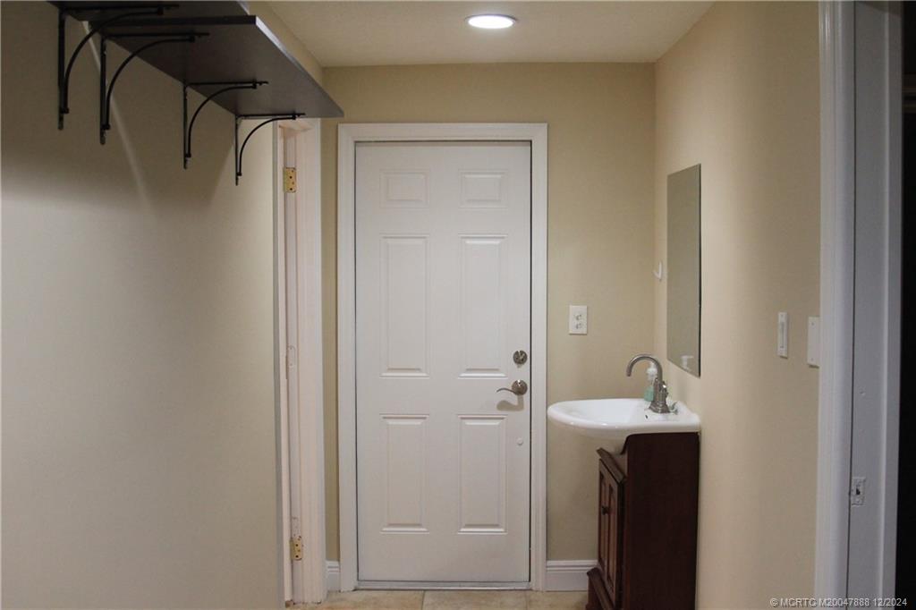 6105B SW Gator Trail