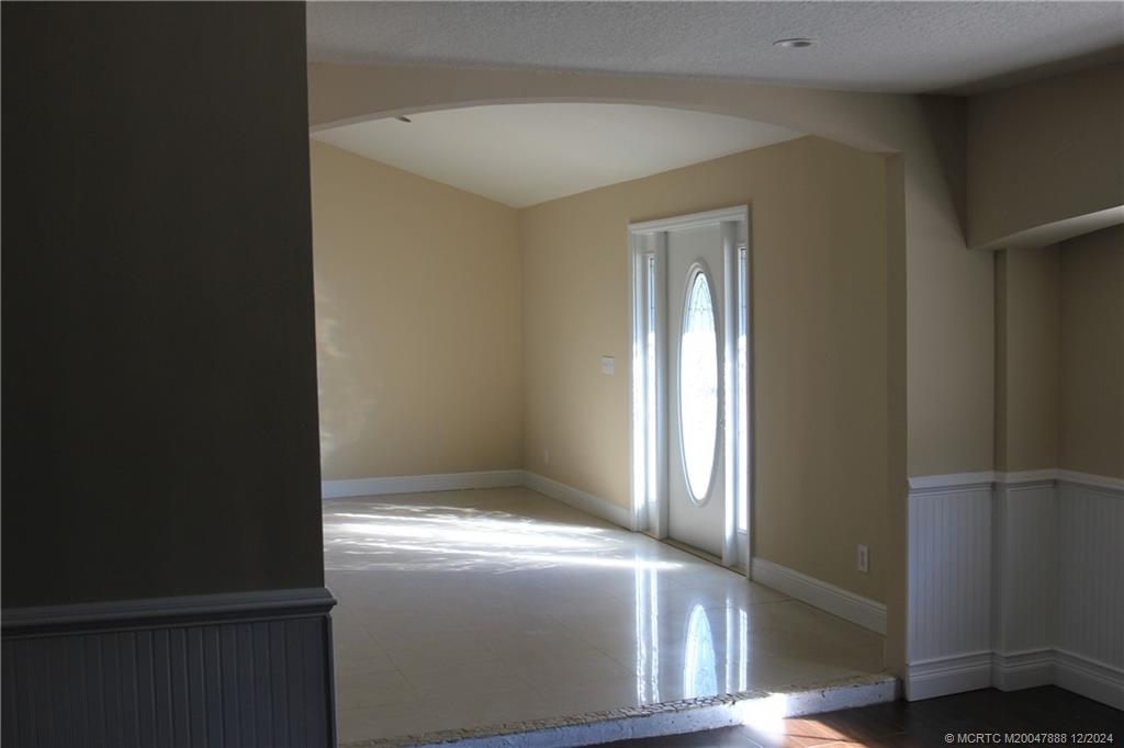 6105B SW Gator Trail