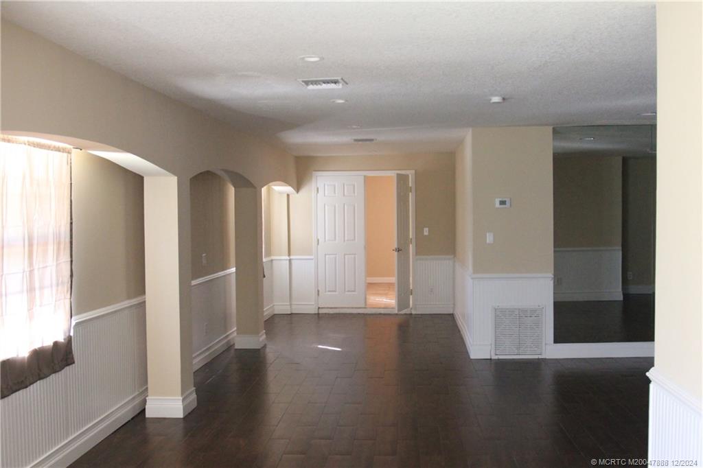 6105B SW Gator Trail