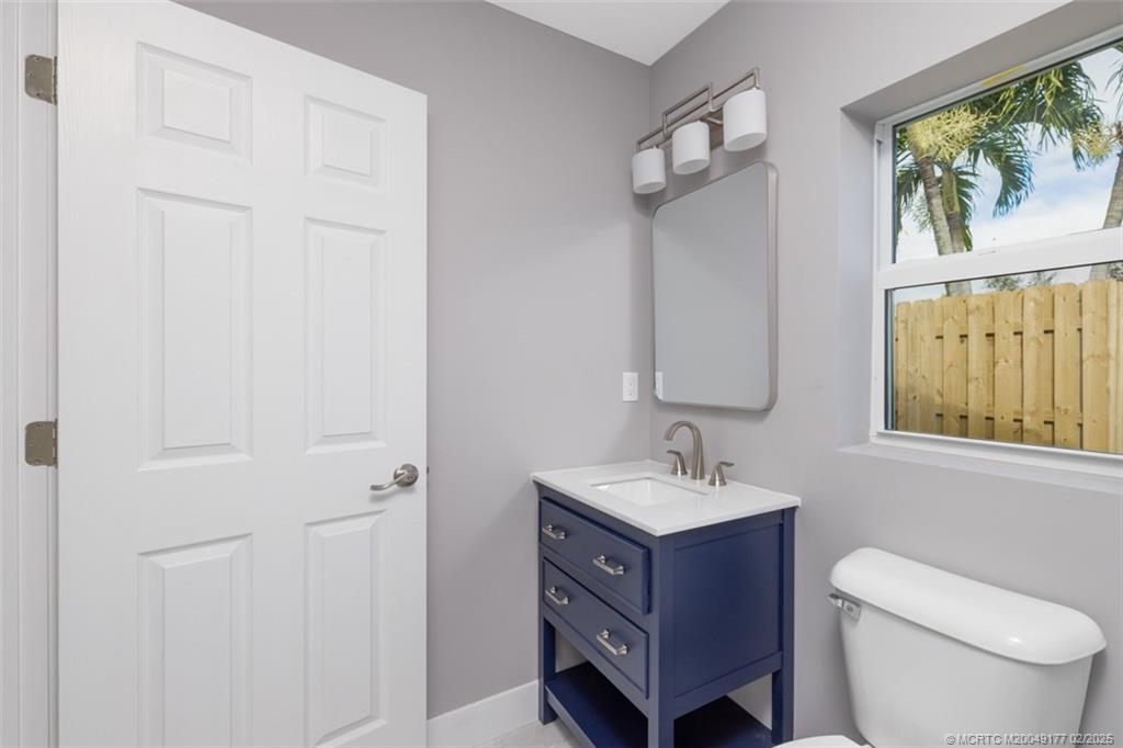 1036 NE Wright Avenue