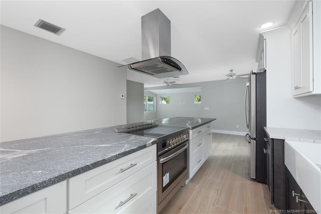 1036 NE Wright Avenue