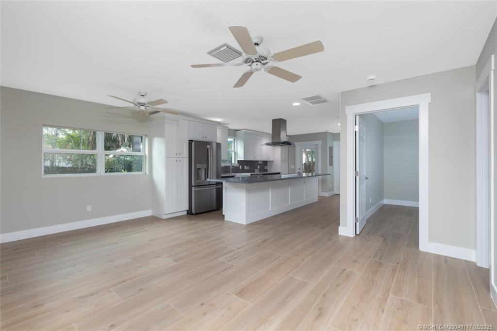 1036 NE Wright Avenue