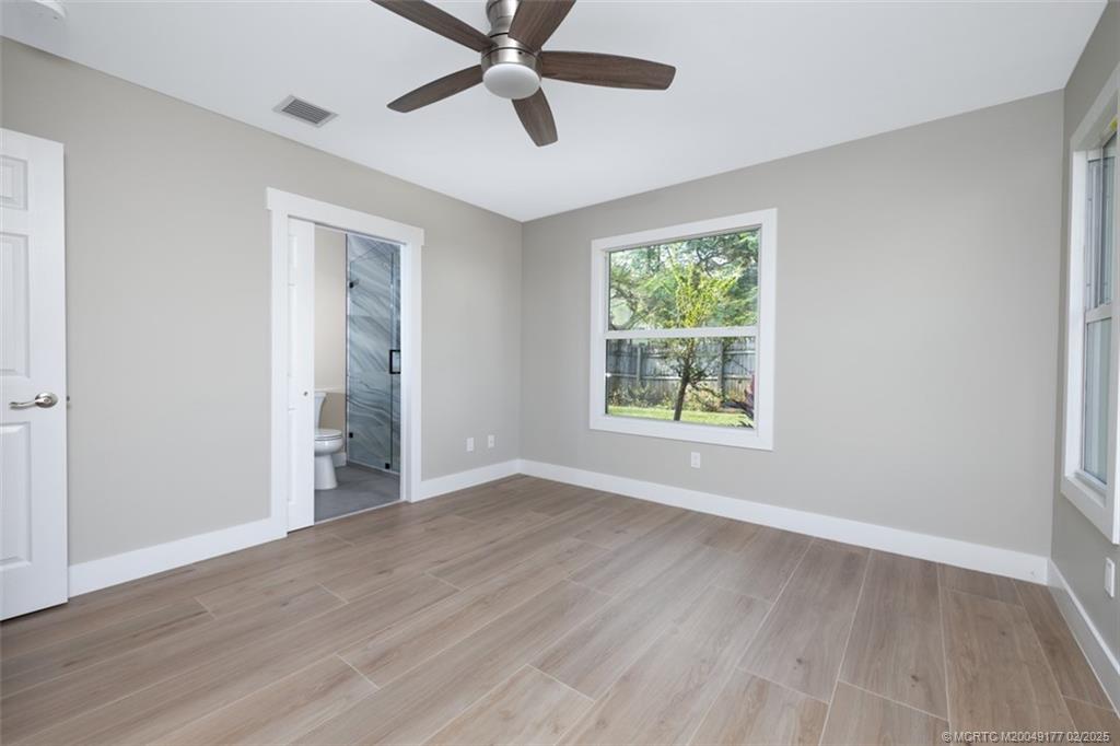 1036 NE Wright Avenue