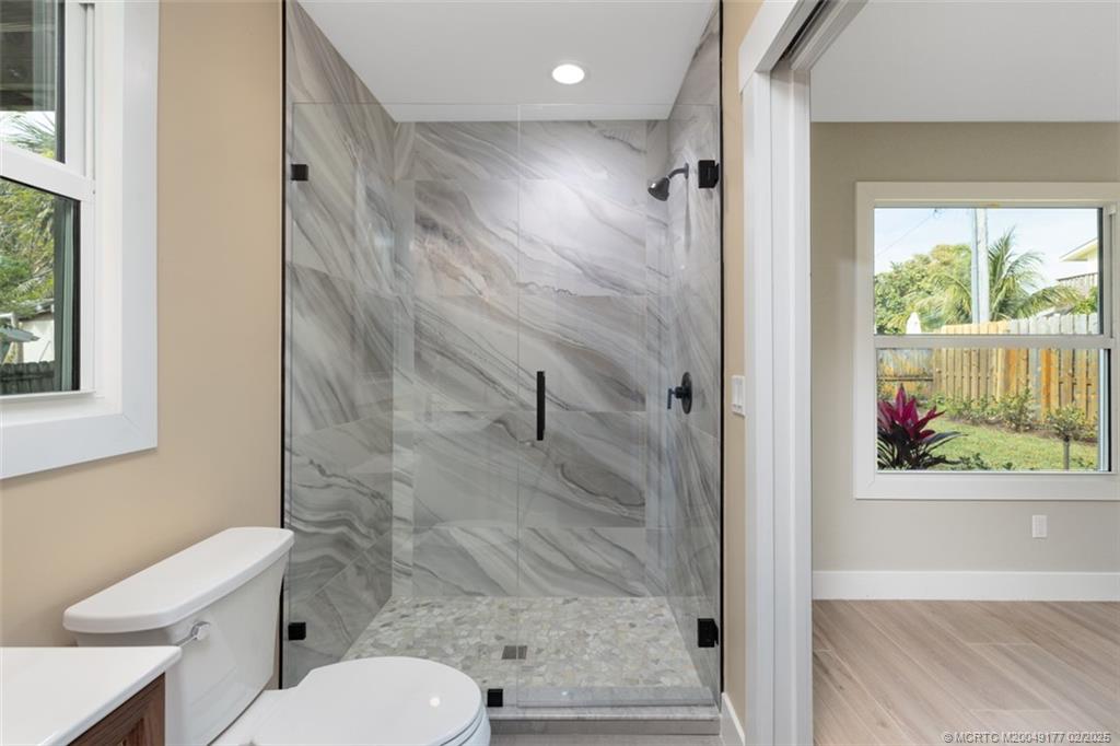 1036 NE Wright Avenue