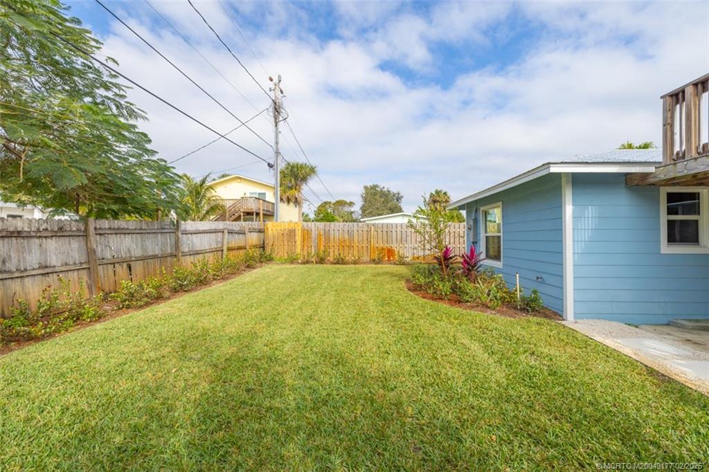 1036 NE Wright Avenue