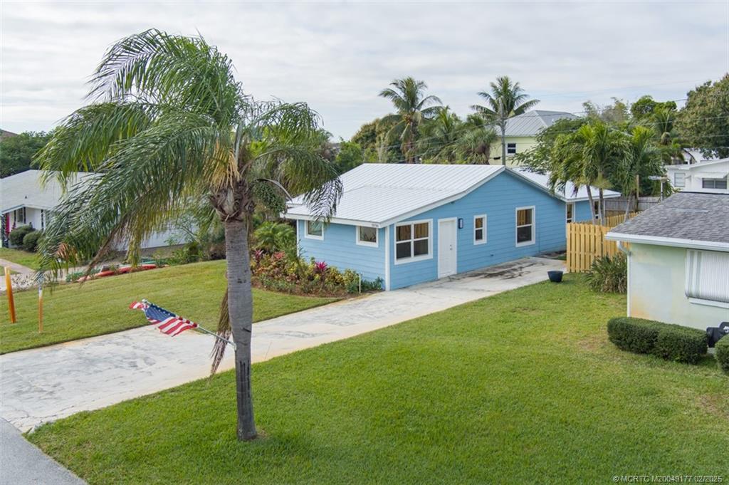 1036 NE Wright Avenue