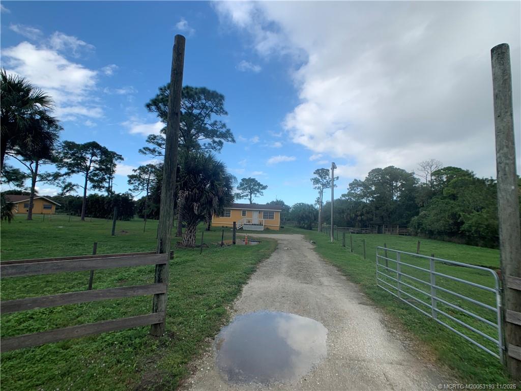 6105 SW Gator Trail A